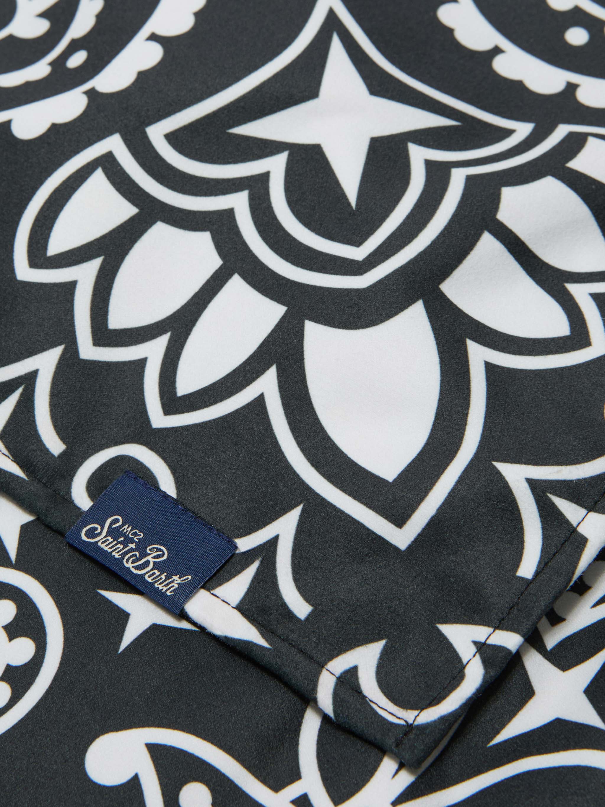 Aidan beach towel with bandana print and logo - Image 2