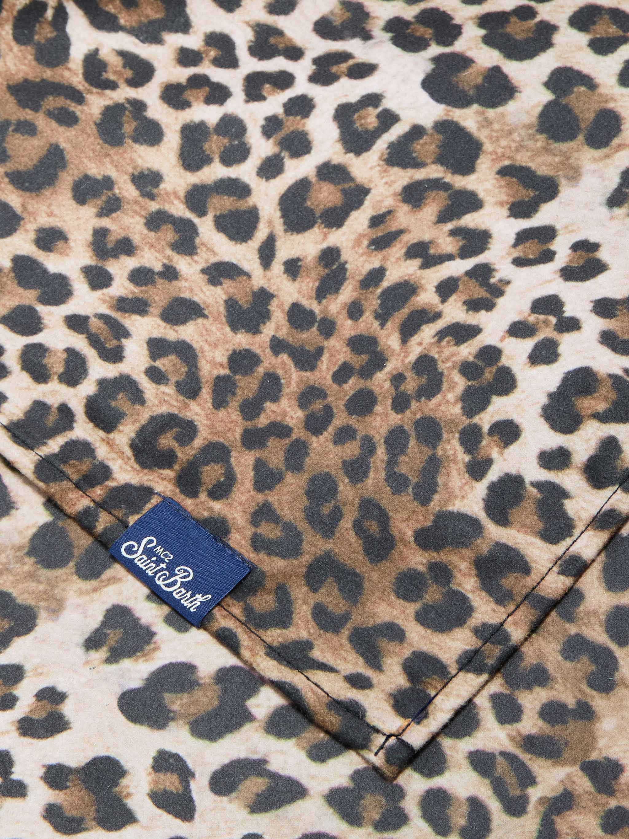 Aidan beach towel with leopard print and logo - Image 2