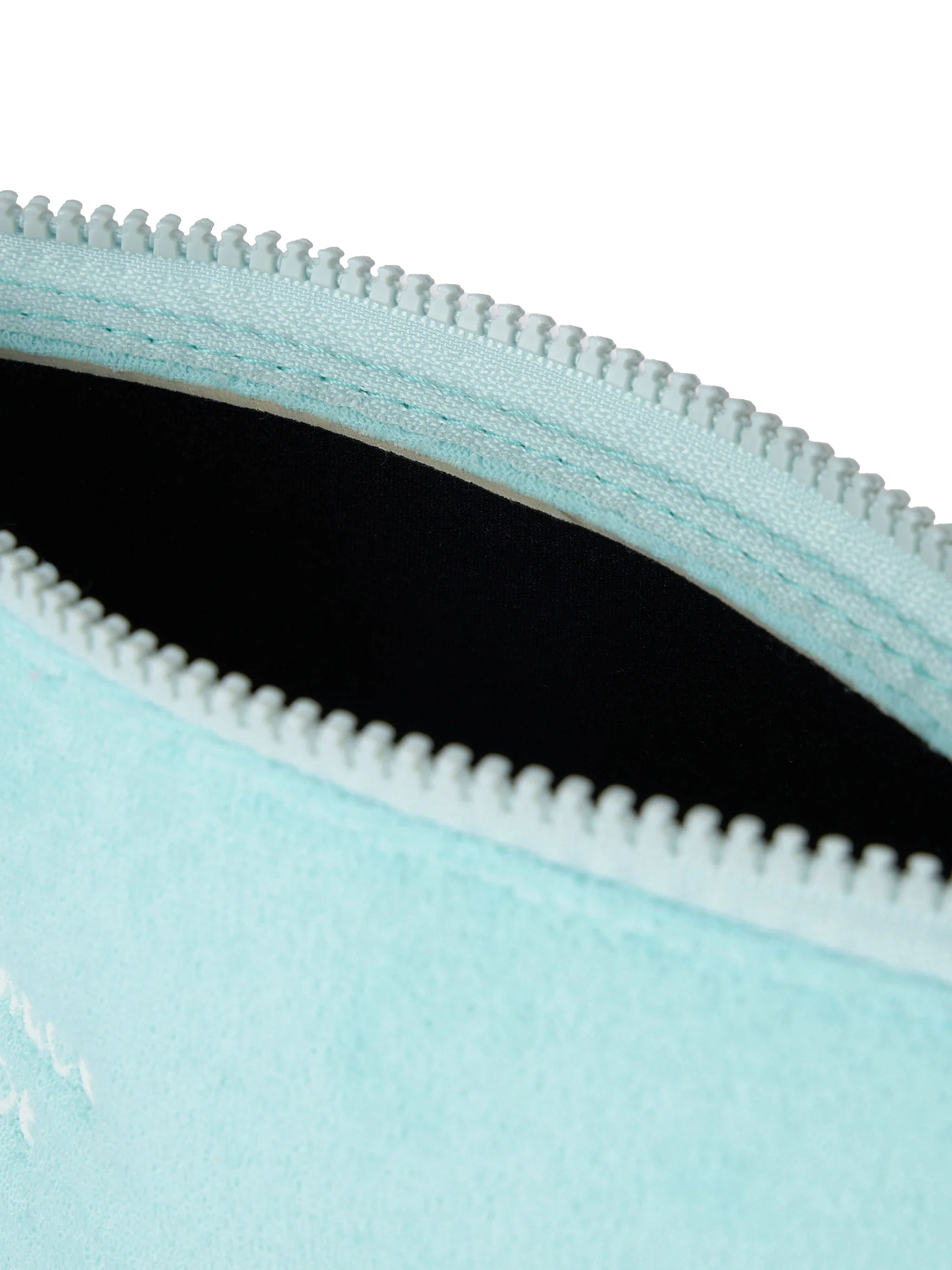 Aline water green embossed terry pochette - Image 4