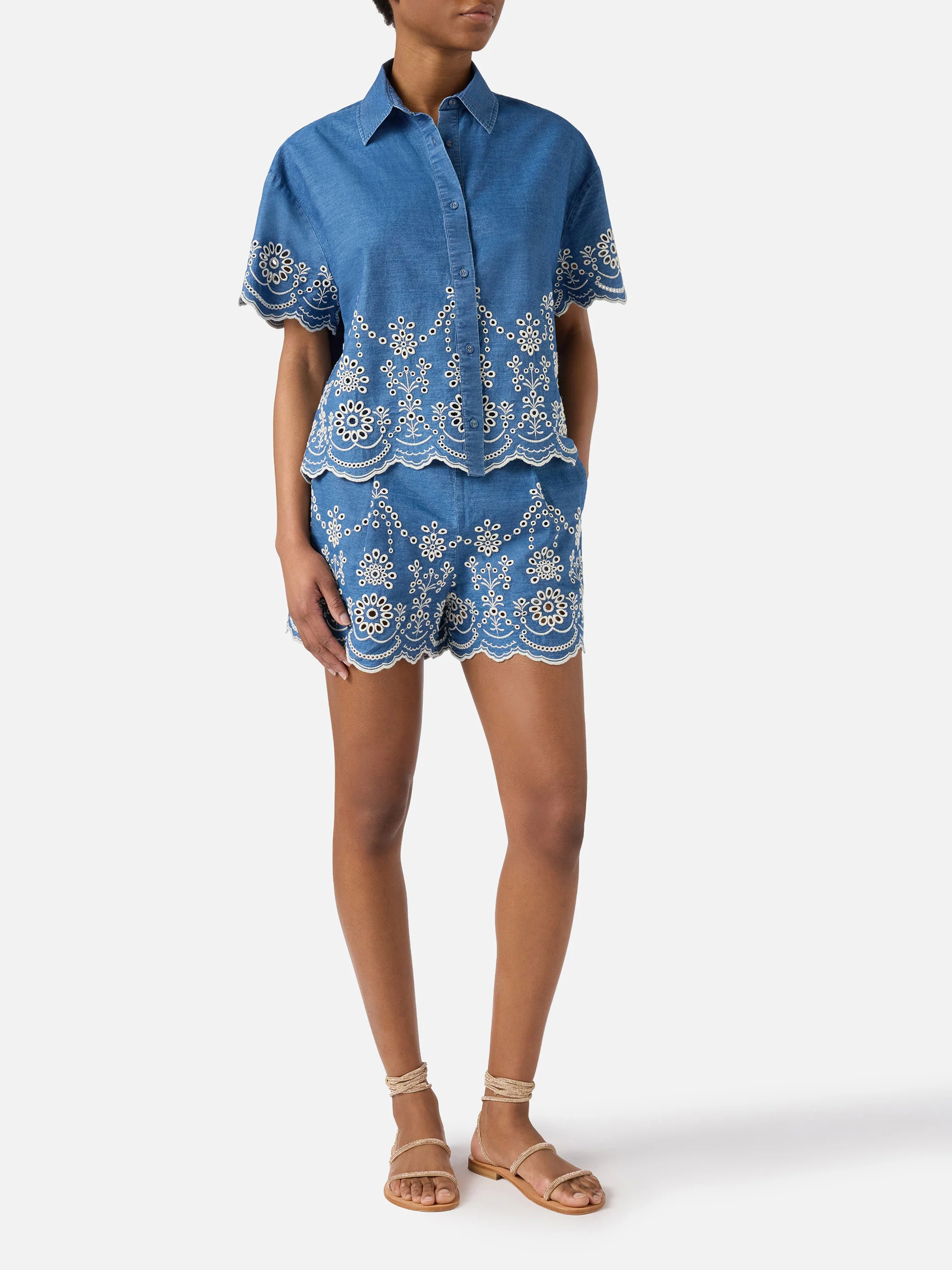 Amani chambray shorts with embroidery - Image 2