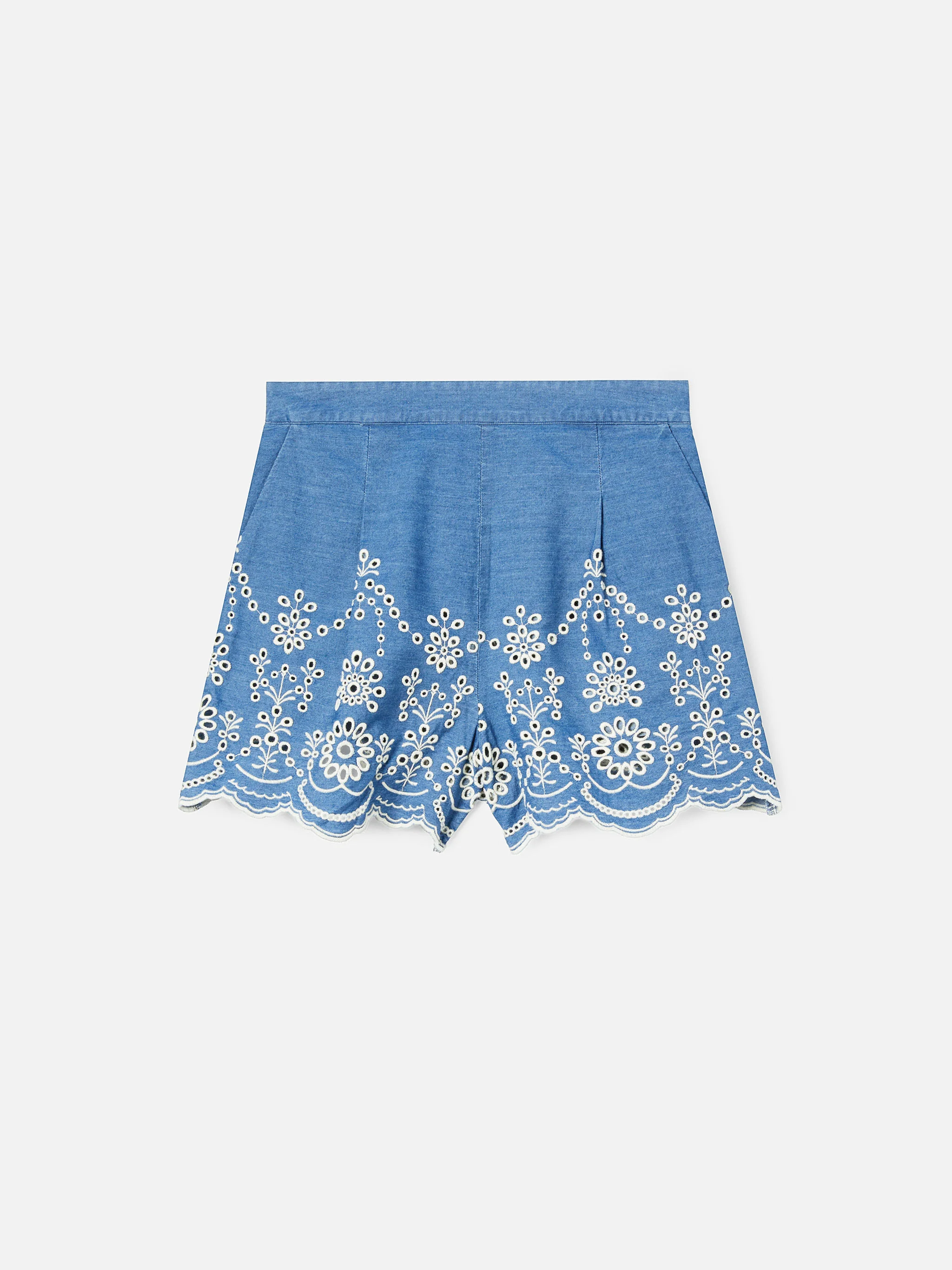Amani chambray shorts with embroidery - Image 5