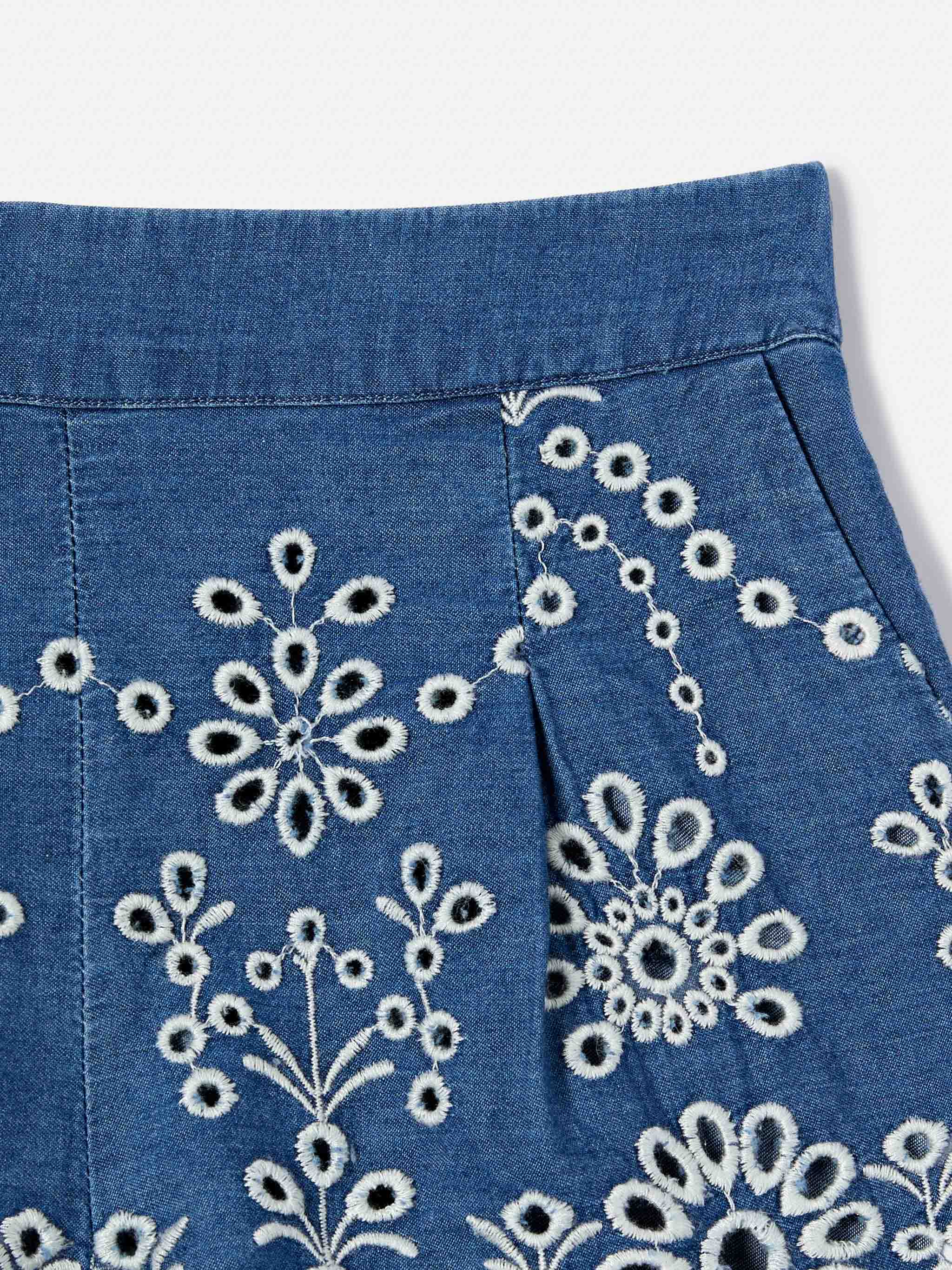Amani Jr chambray shorts with embroidery - Image 2
