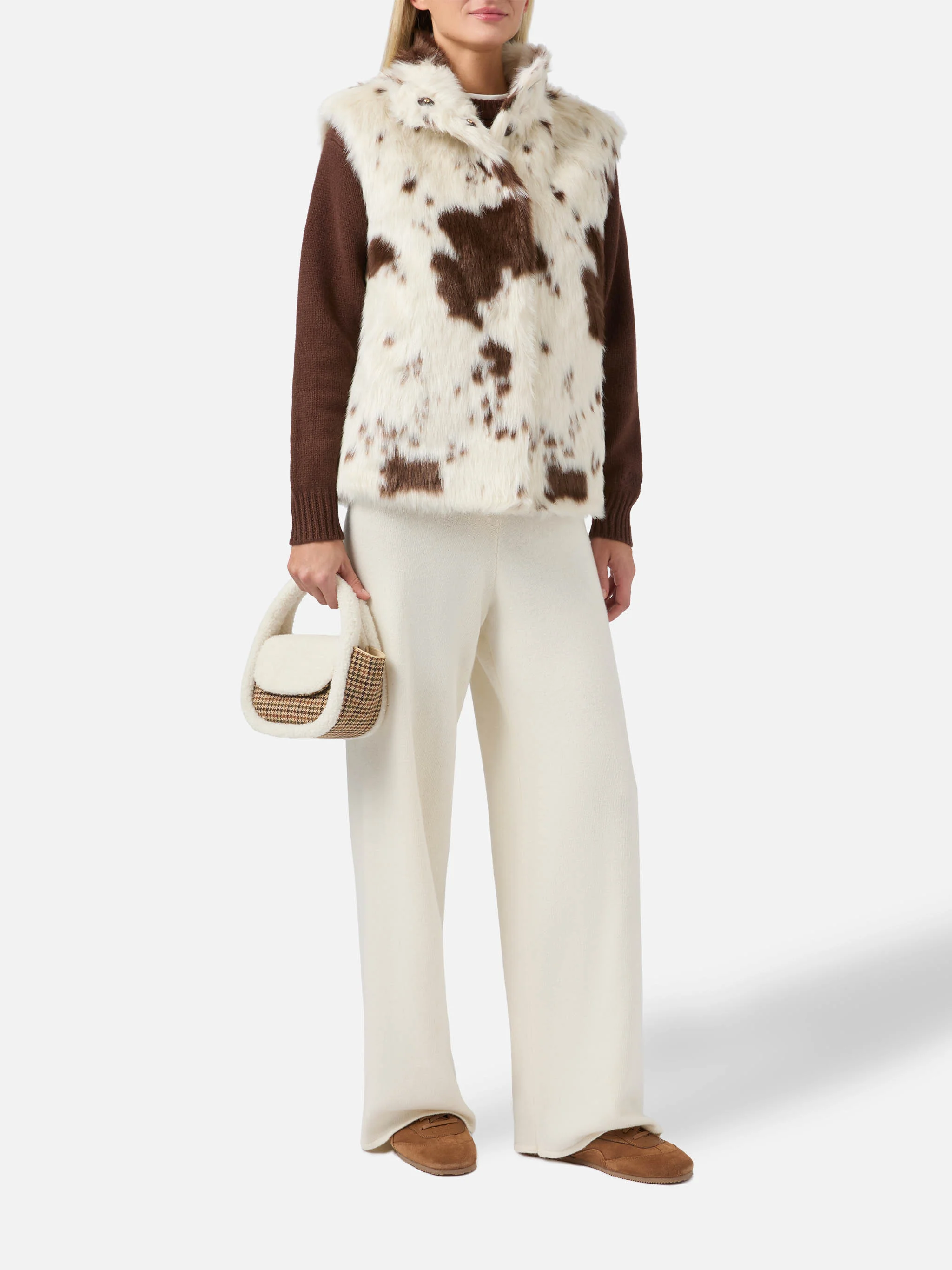 Ambre faux-fur gilet with cow print - Image 2