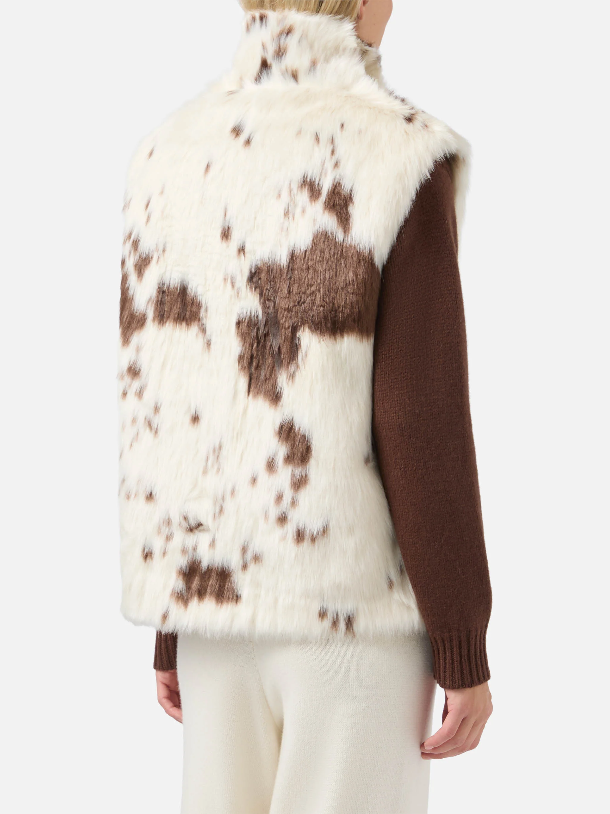 Ambre faux-fur gilet with cow print - Image 4