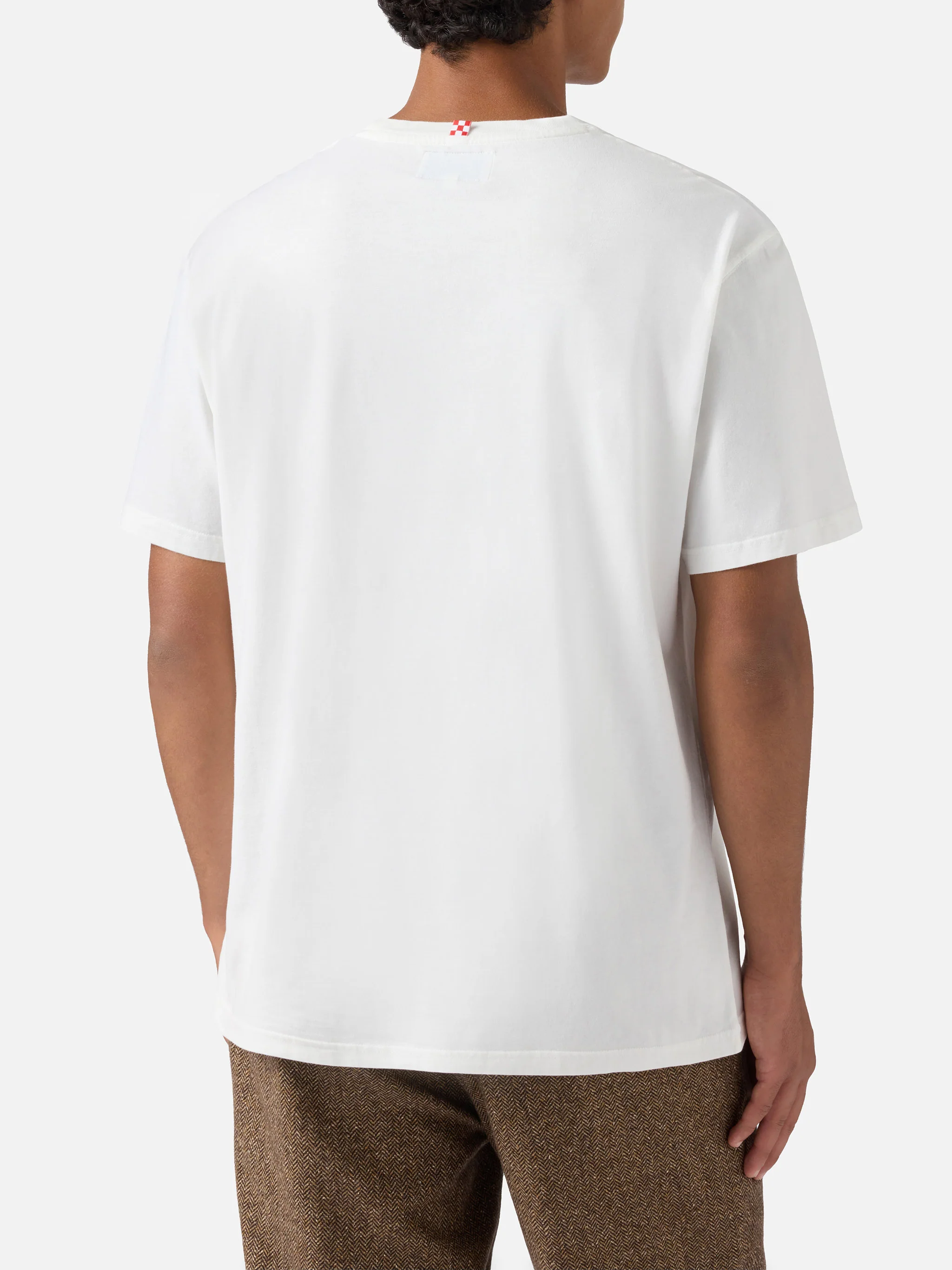 Arnott Warm winter cotton T-shirt in white with Après Ski embroidery - Image 3