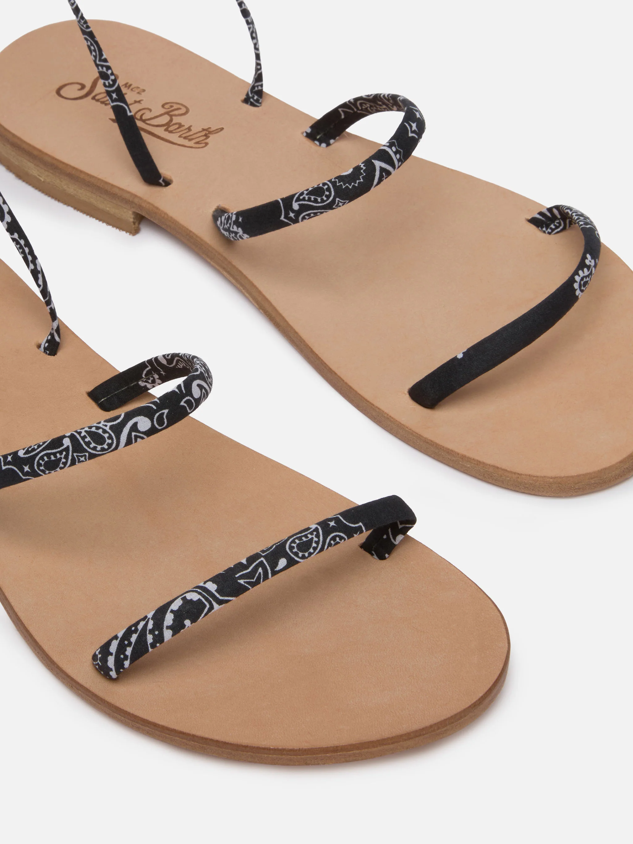 Wrap flat Sandals with bandana print - Image 3