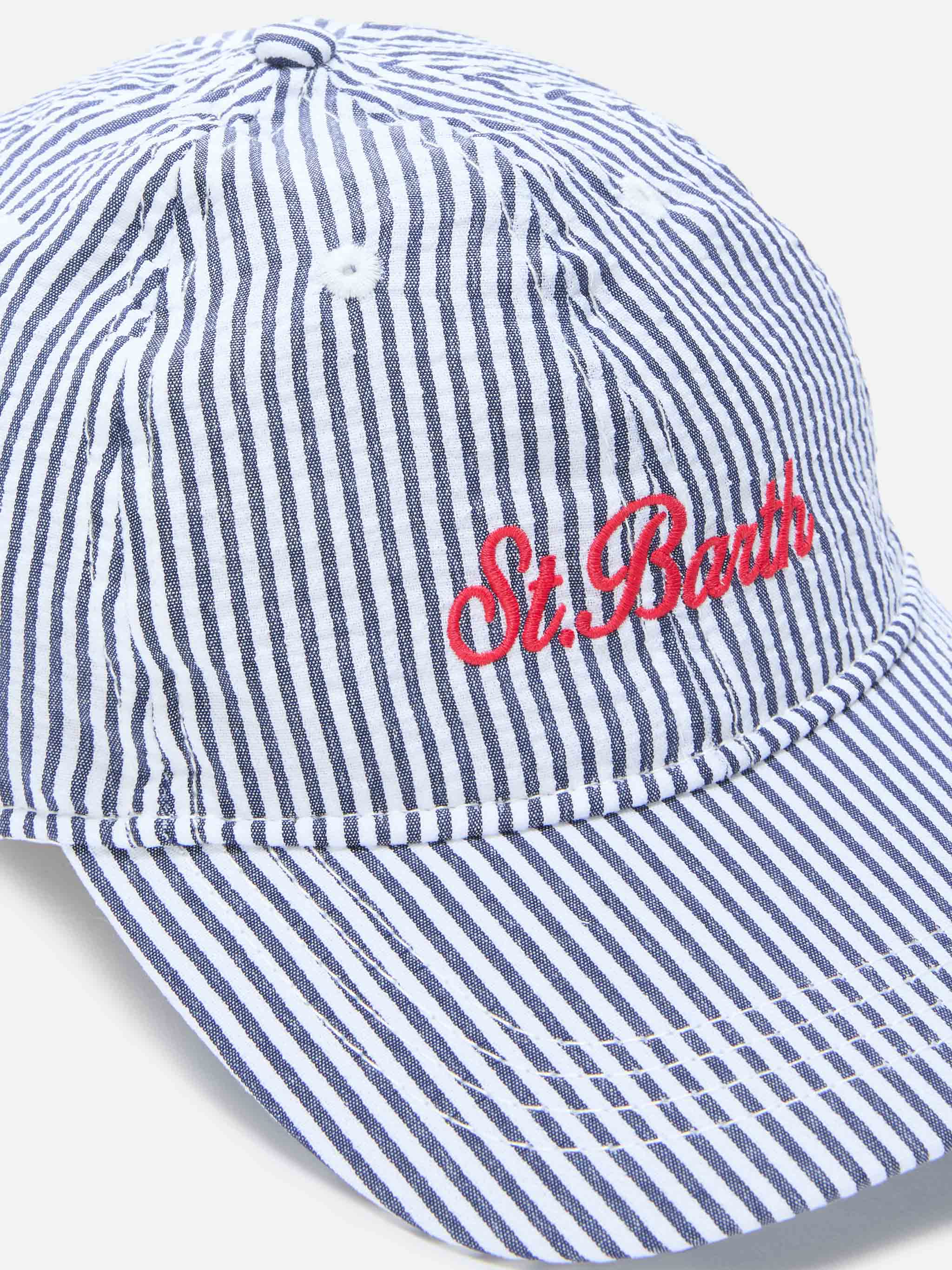 Baseball cap with visor in cotton seersucker with blue and white stripes - Image 2