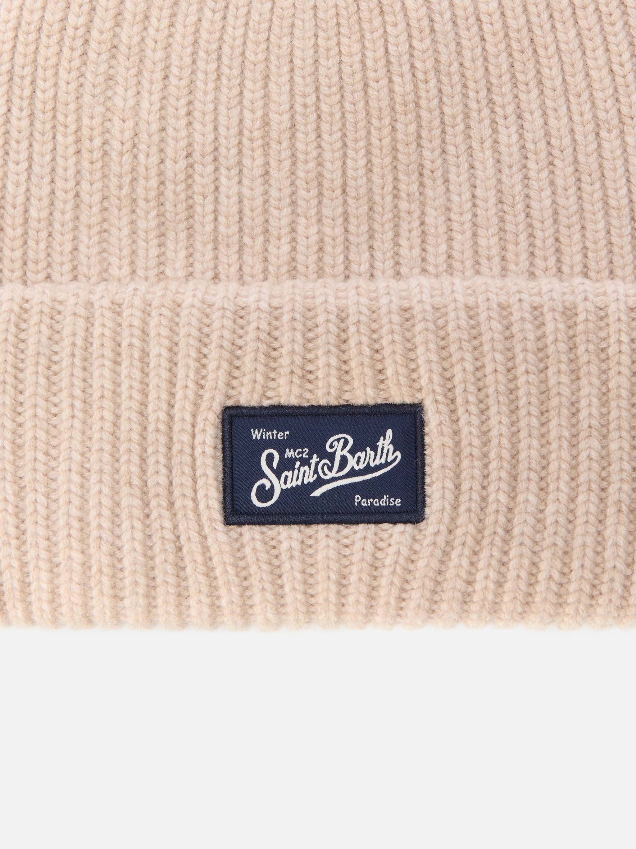 Berry W ribbed cashmere-blend beanie in beige - Image 2