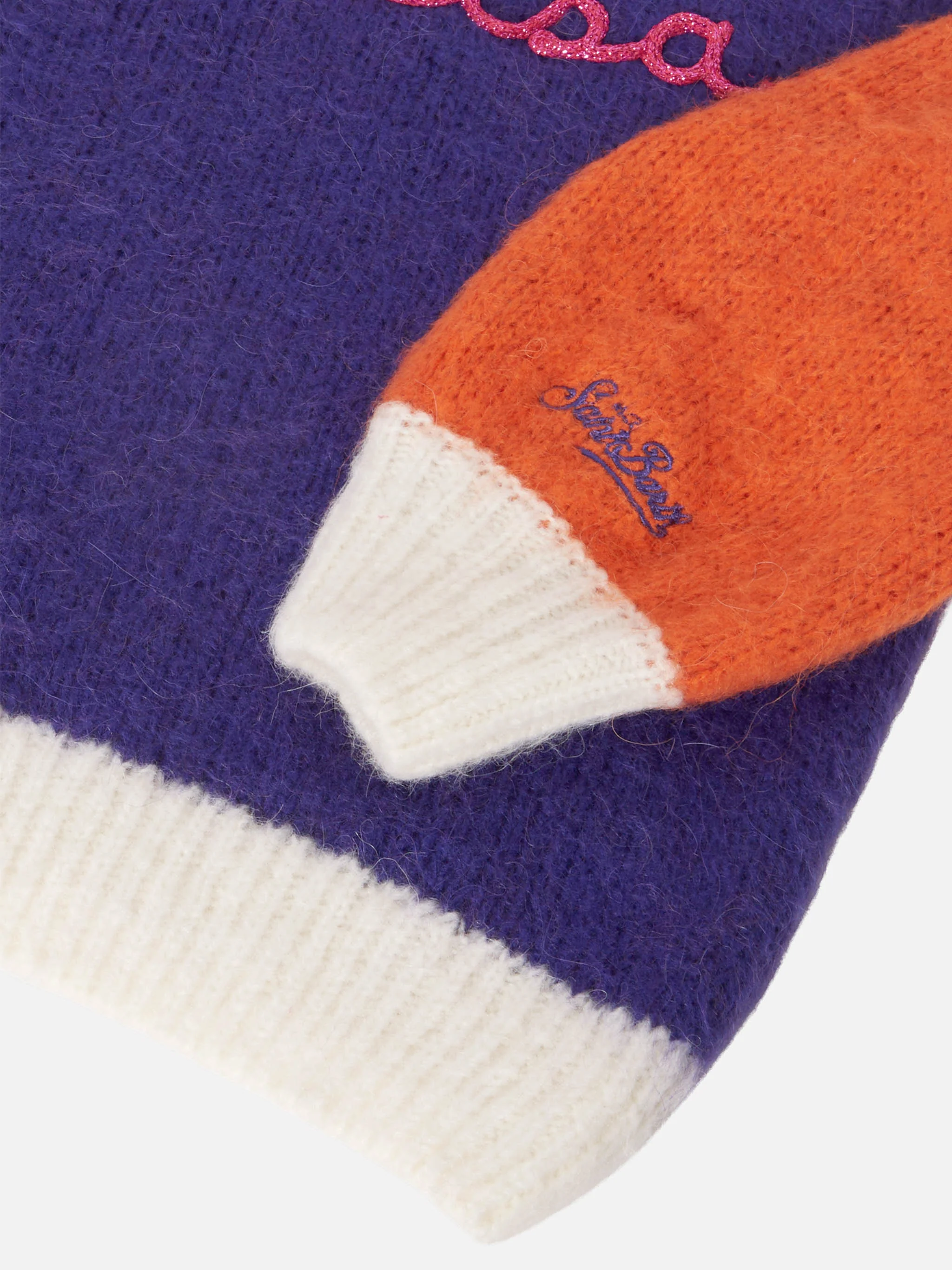 Boxy sweater Danya Soft Jr with Indecisa embroidery - Image 4