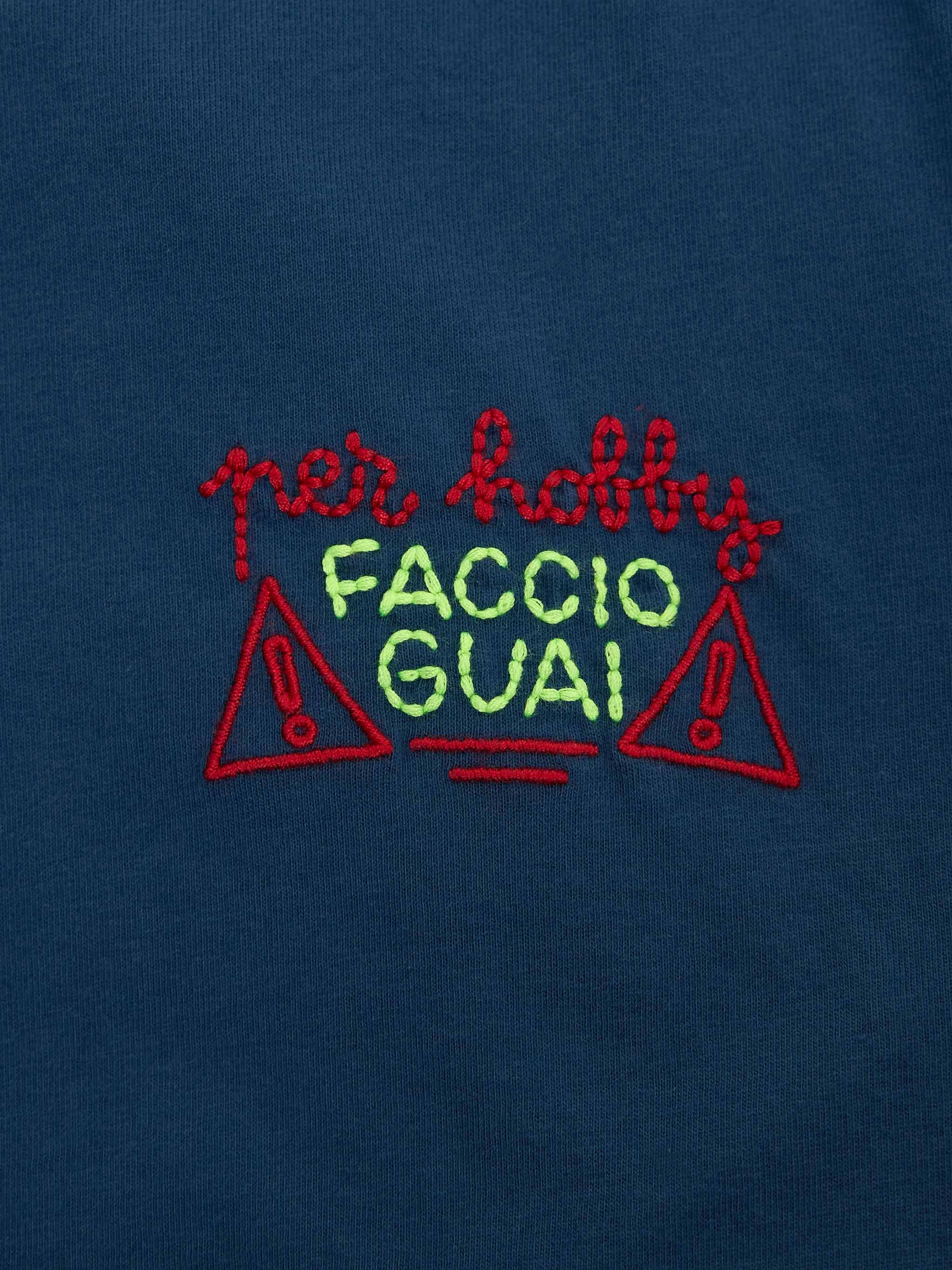 Boy cotton jersey t-shirt Portofino Jr with Per hobby faccio guai embroidery  | INSULTI LUMINOSI SPECIAL EDITION - Image 2