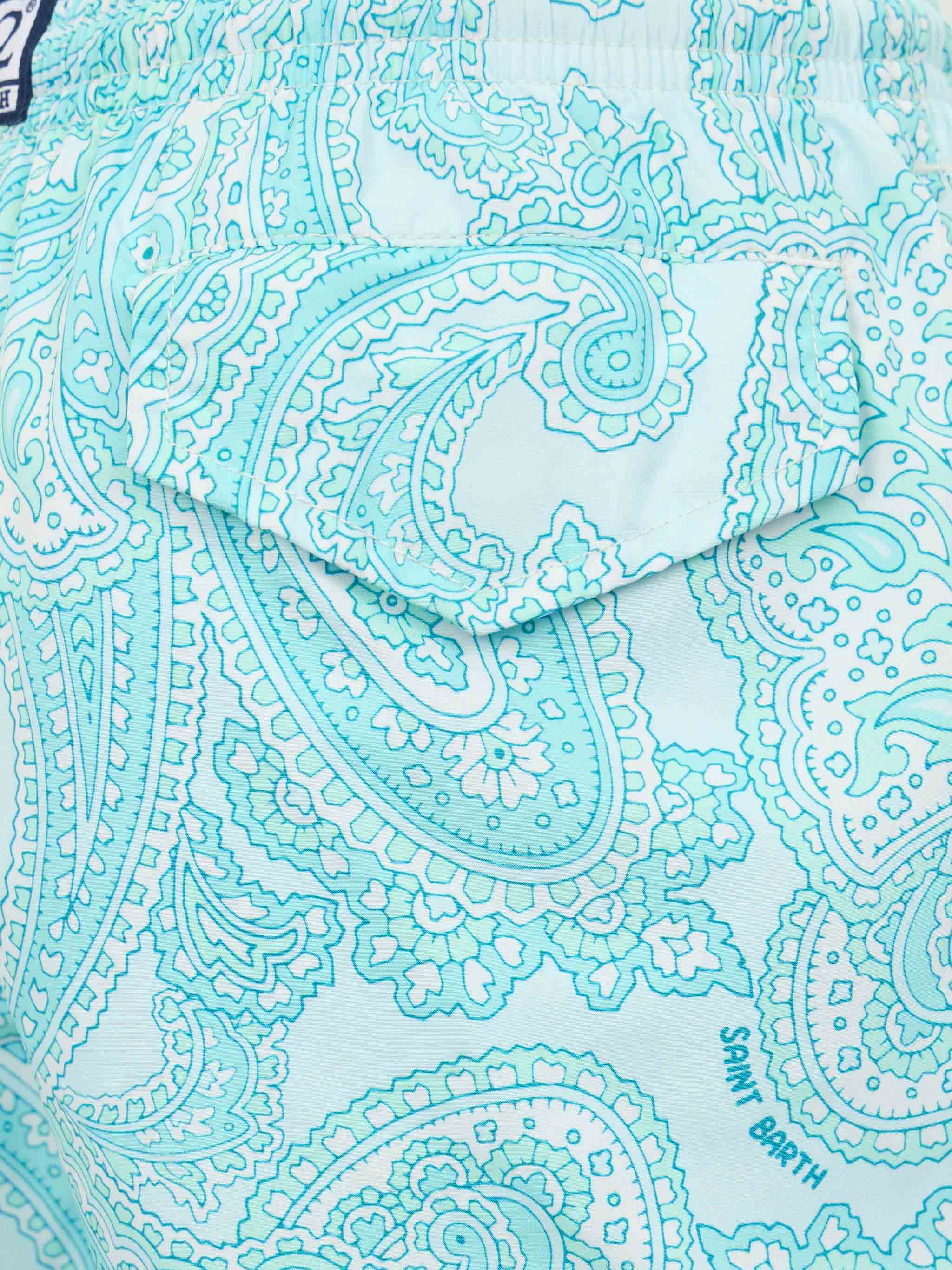 Boy lightweight fabric swim-shorts Jean Lighting 70 with paisley print - Image 3