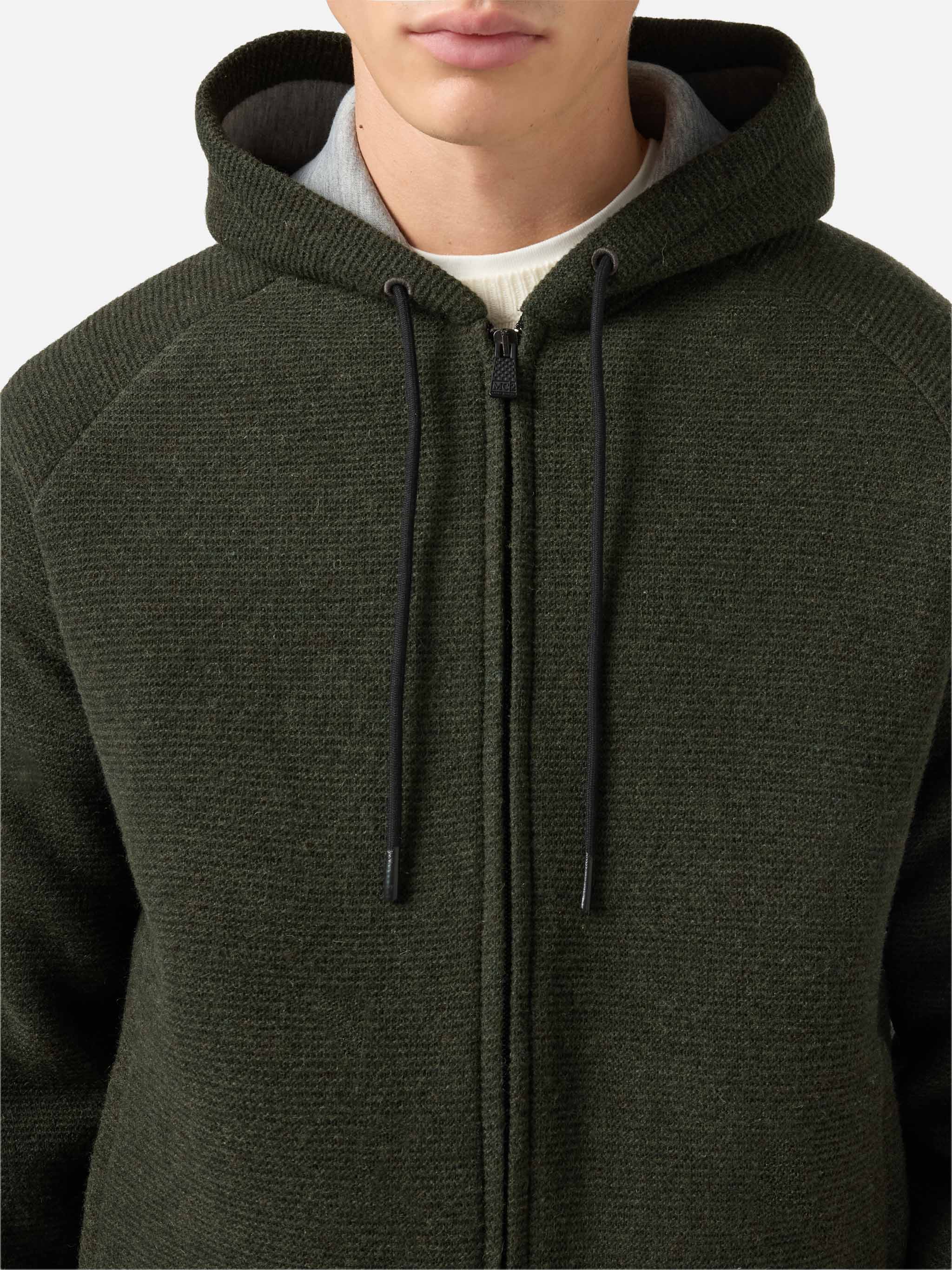 Carrell knit jacket with zip and hood in military green - Image 4