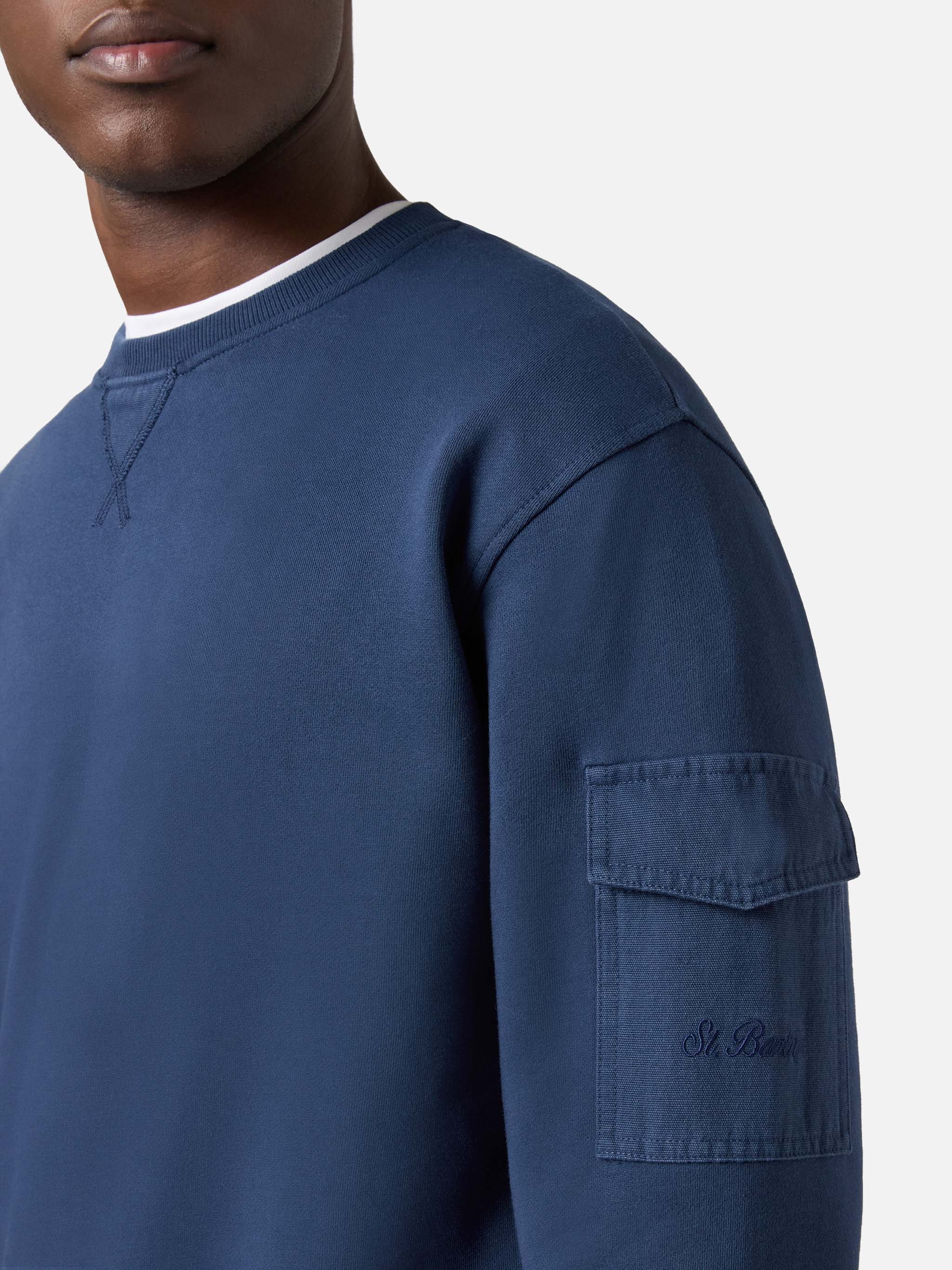 Navy blue Chester fleece sweatshirt with sleeve pocket - Image 2