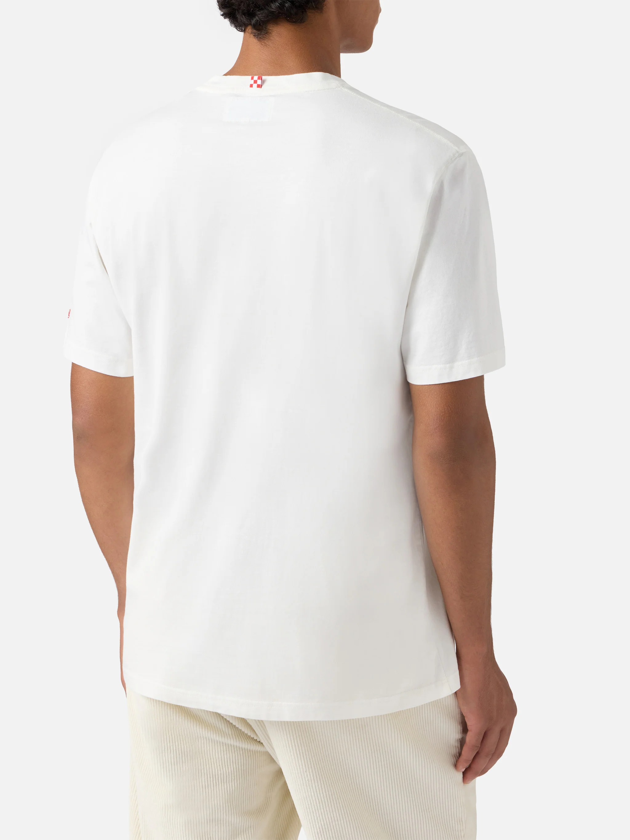 Connor cotton T-shirt in white with Golden hour pocket embroidery - Image 4