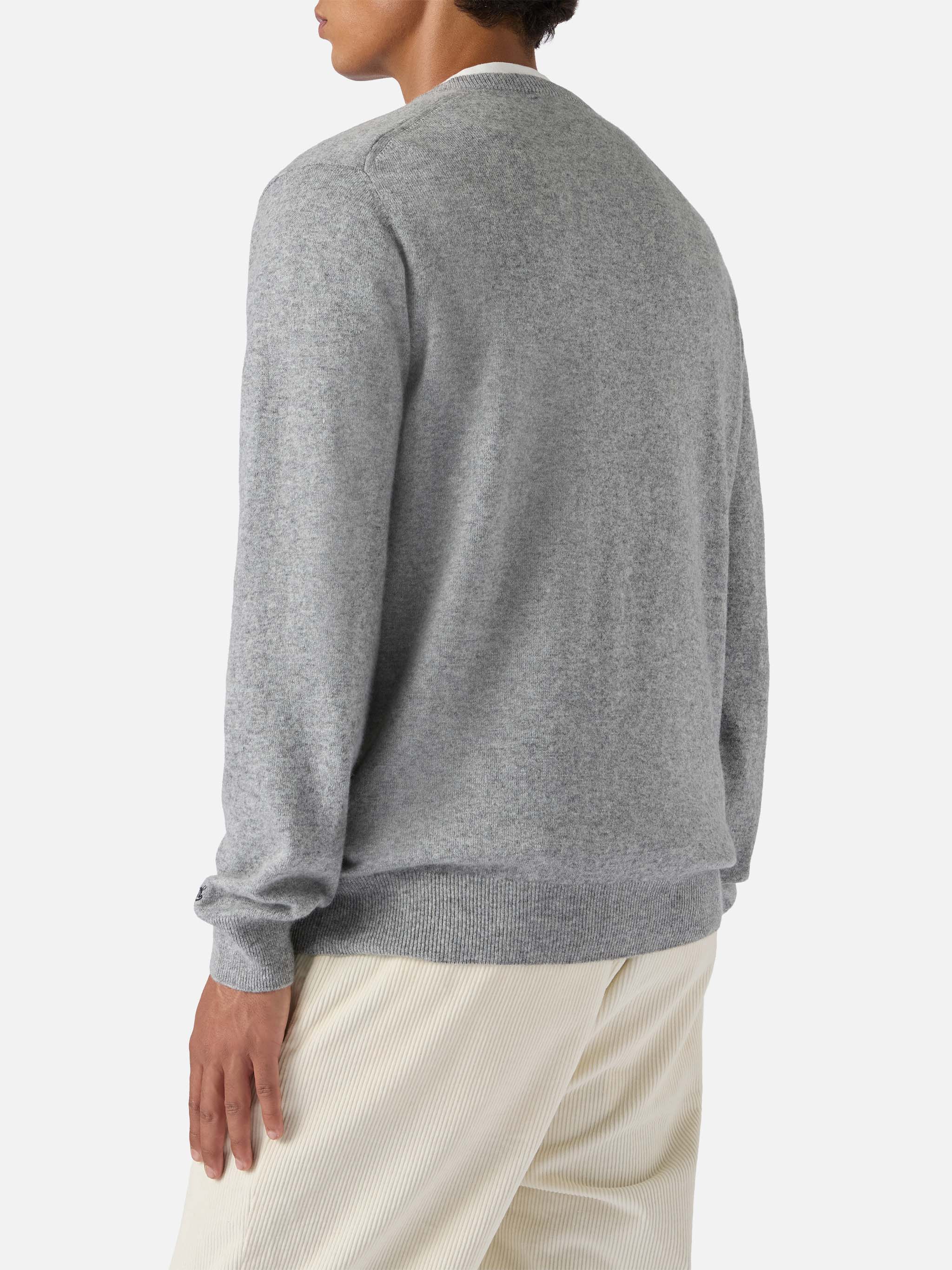 Crewneck sweater Heron Light with E io pagooo embroidery | YUPPIES SPECIAL EDITION - Image 4
