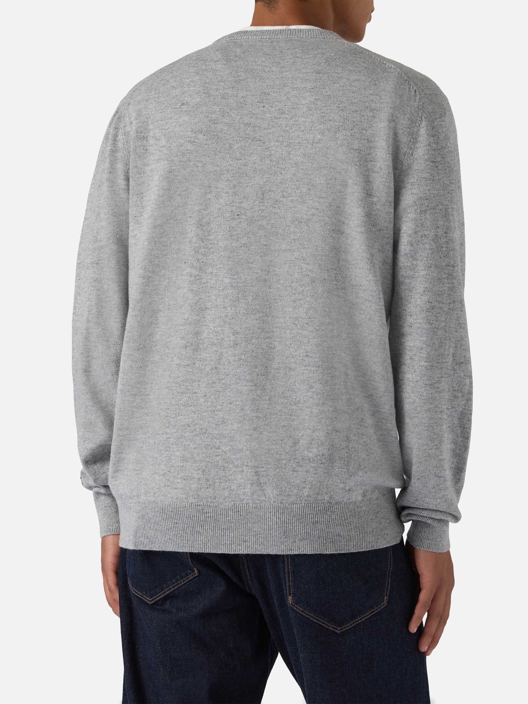 Crewneck sweater Heron Light with Nella vita ci vuole classe embroidery - Image 4