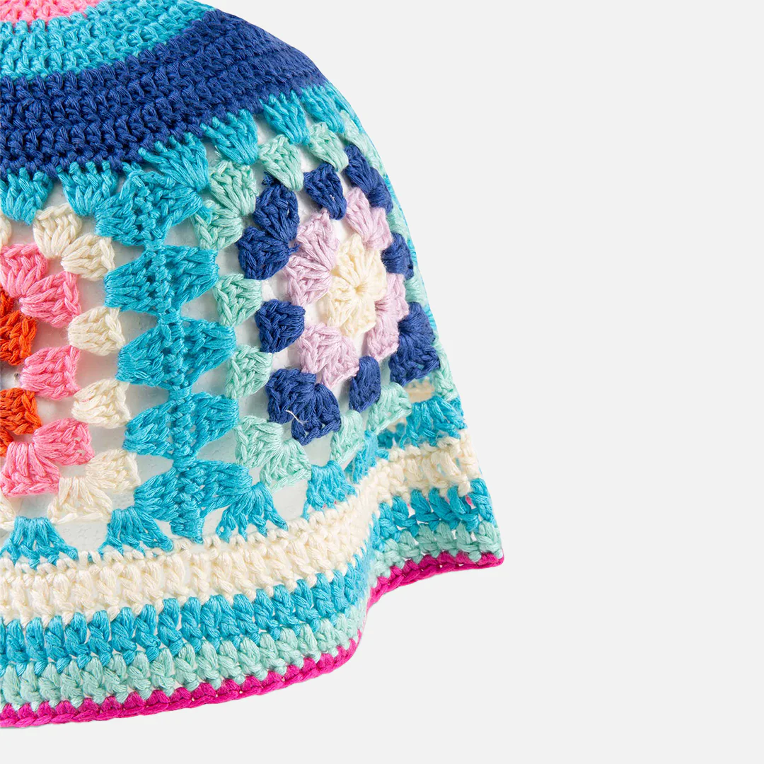 Crochet cloche hat on light blue background - Image 2