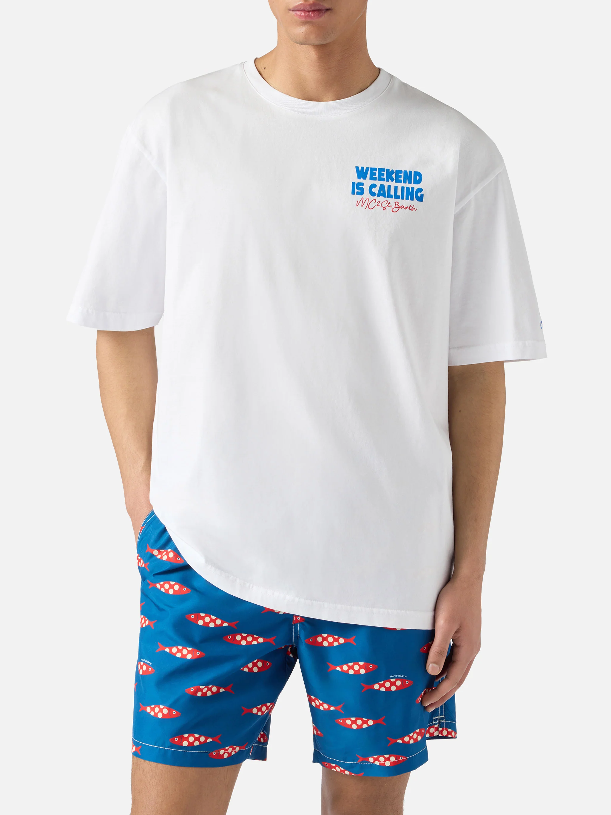 Delmar t-shirt with Weekend Is Calling print and maxi graphic on the back - Image 3