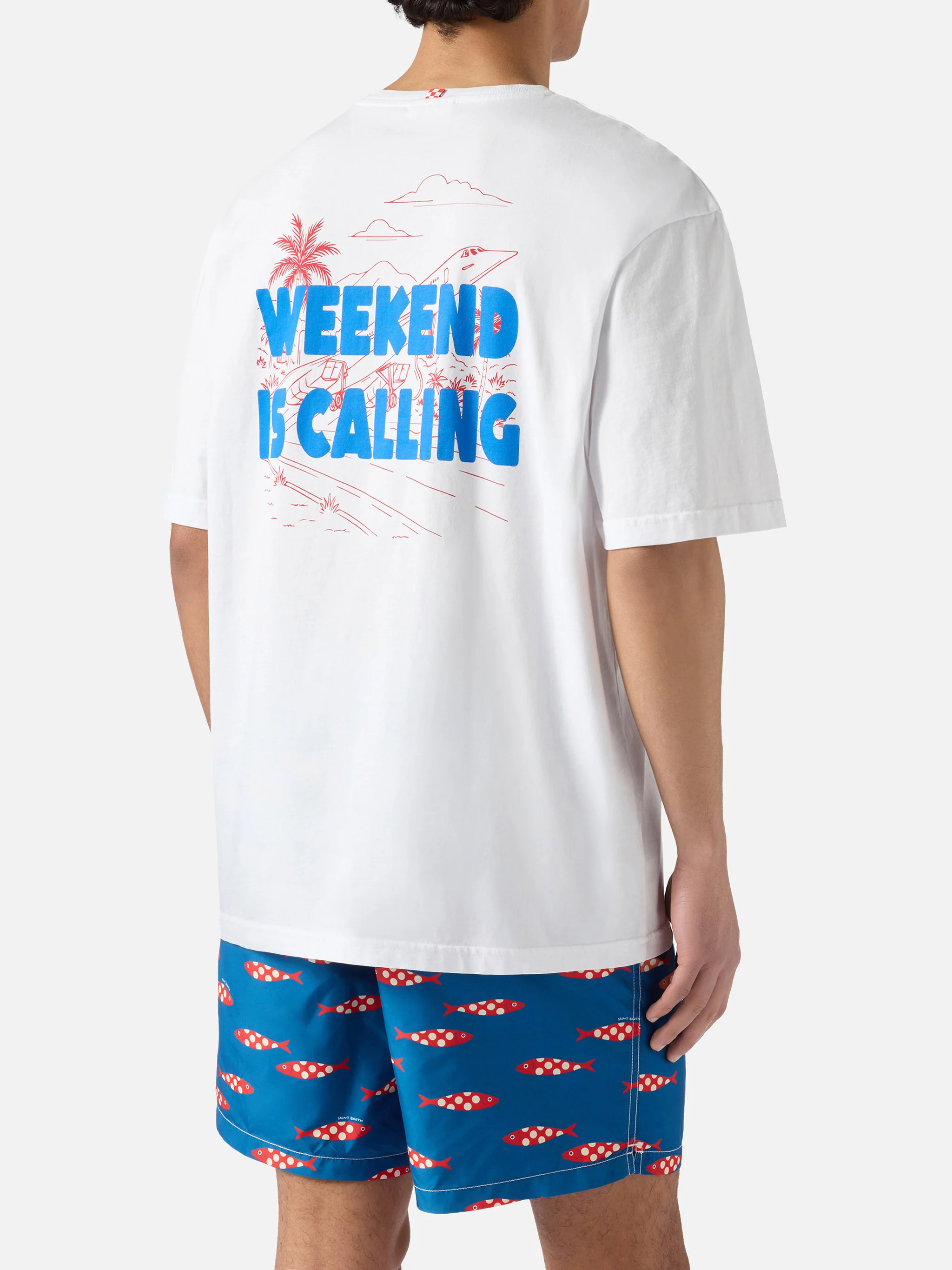 Delmar t-shirt with Weekend Is Calling print and maxi graphic on the back - Image 4