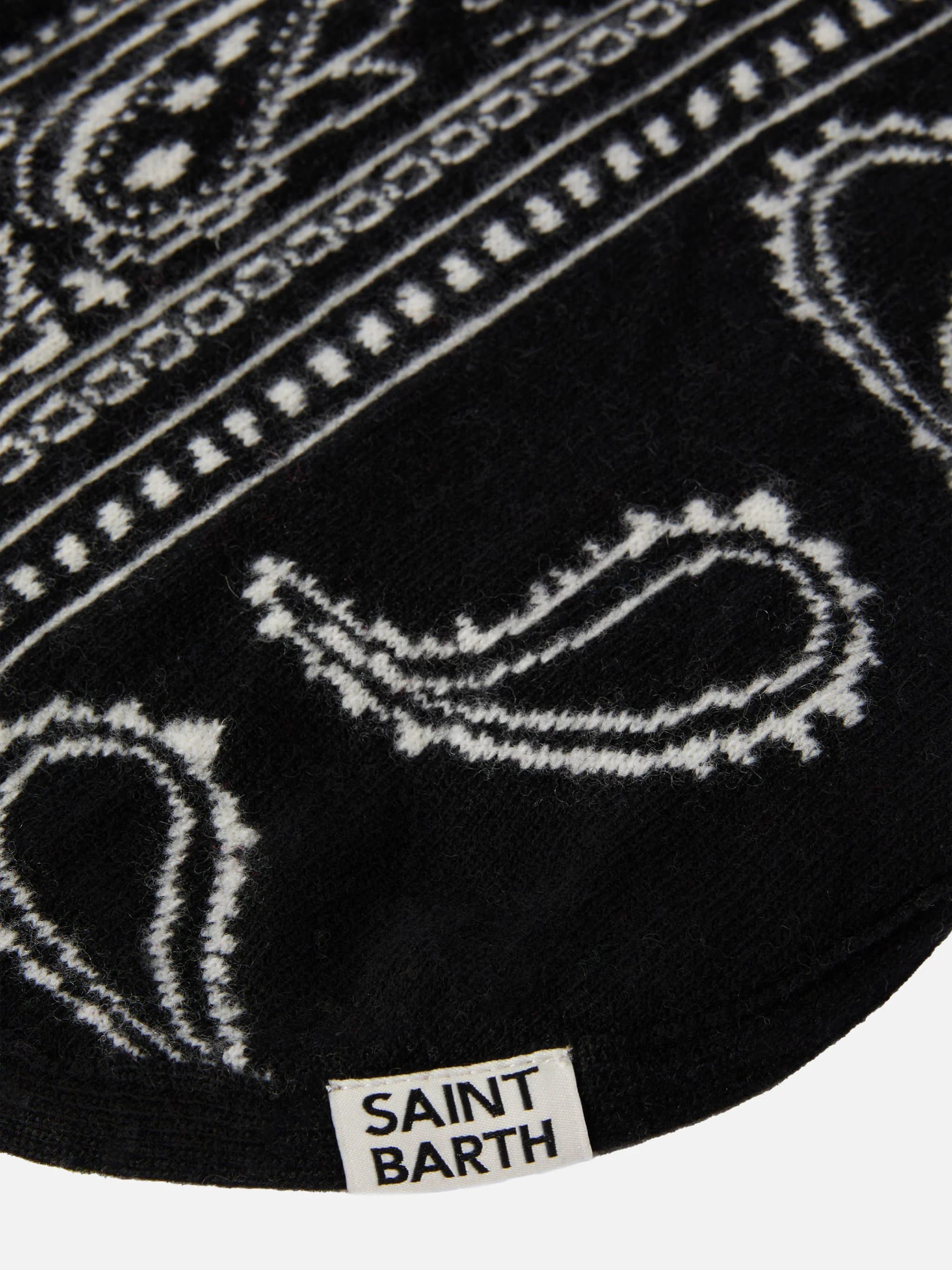 Dog sweater with Bandana print - Image 4
