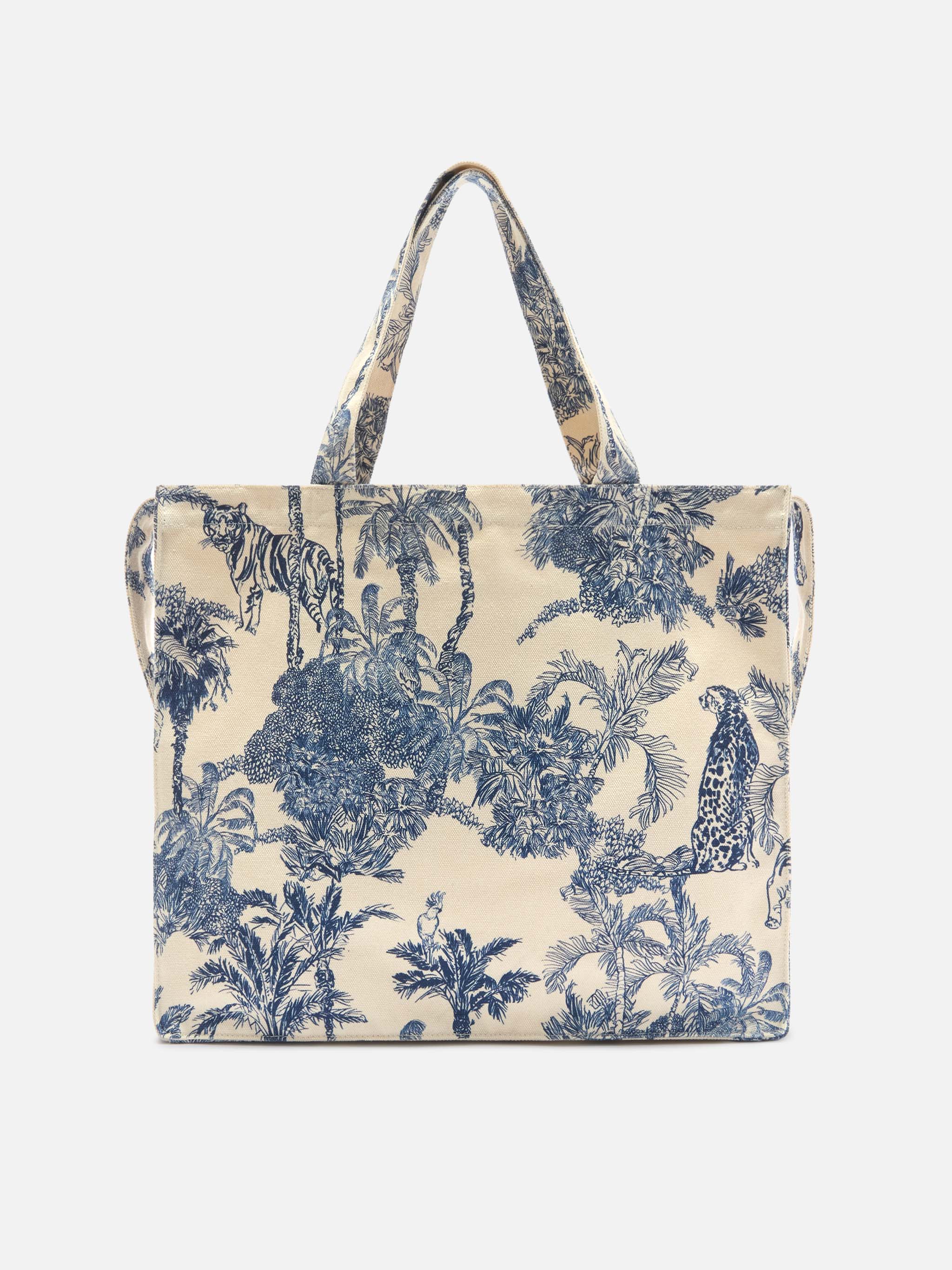Essential canvas tote bag with blue toile de jouy print - Image 4