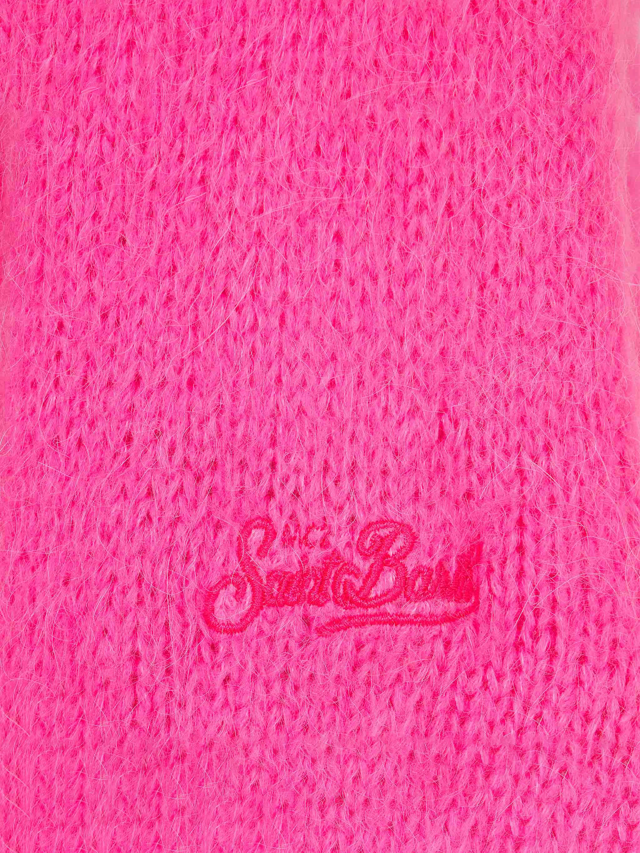 Girl brushed crewneck sweater with Apres chic lettering - Image 3