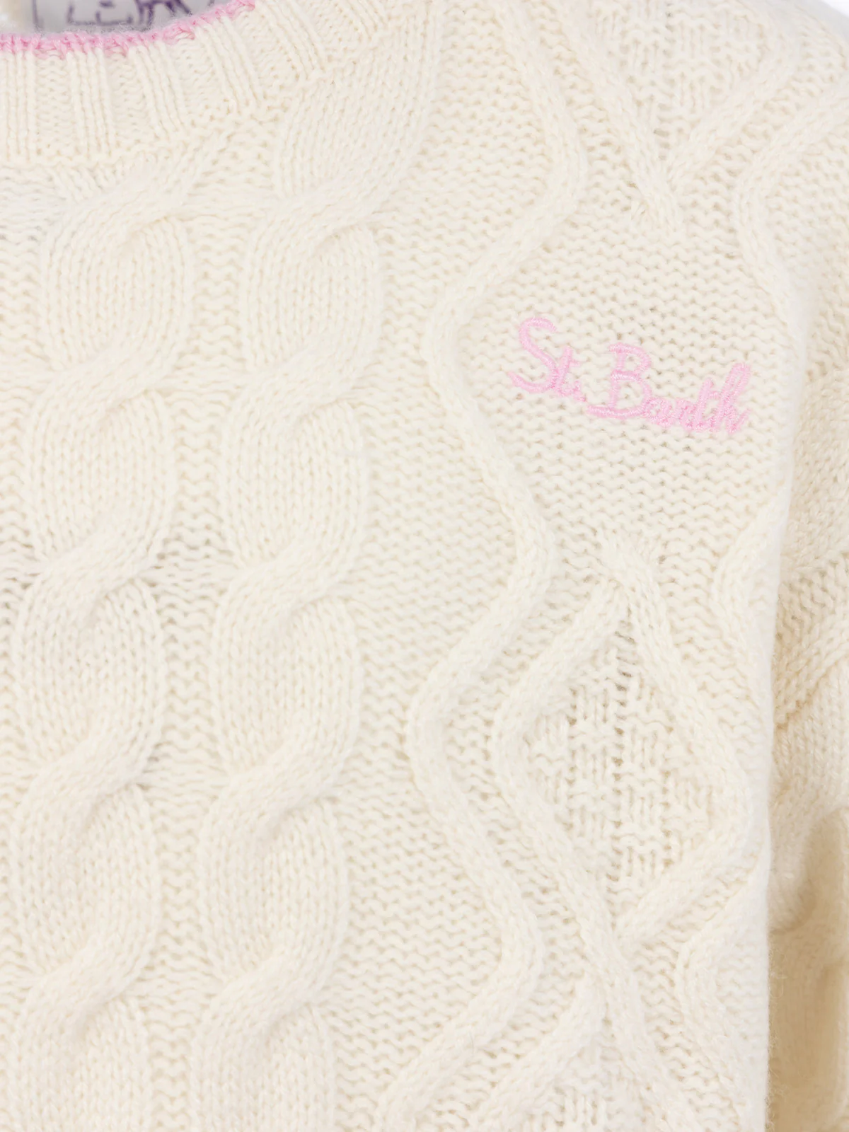 Girl white wavy cable knit sweater Gretta with contrast details - Image 3