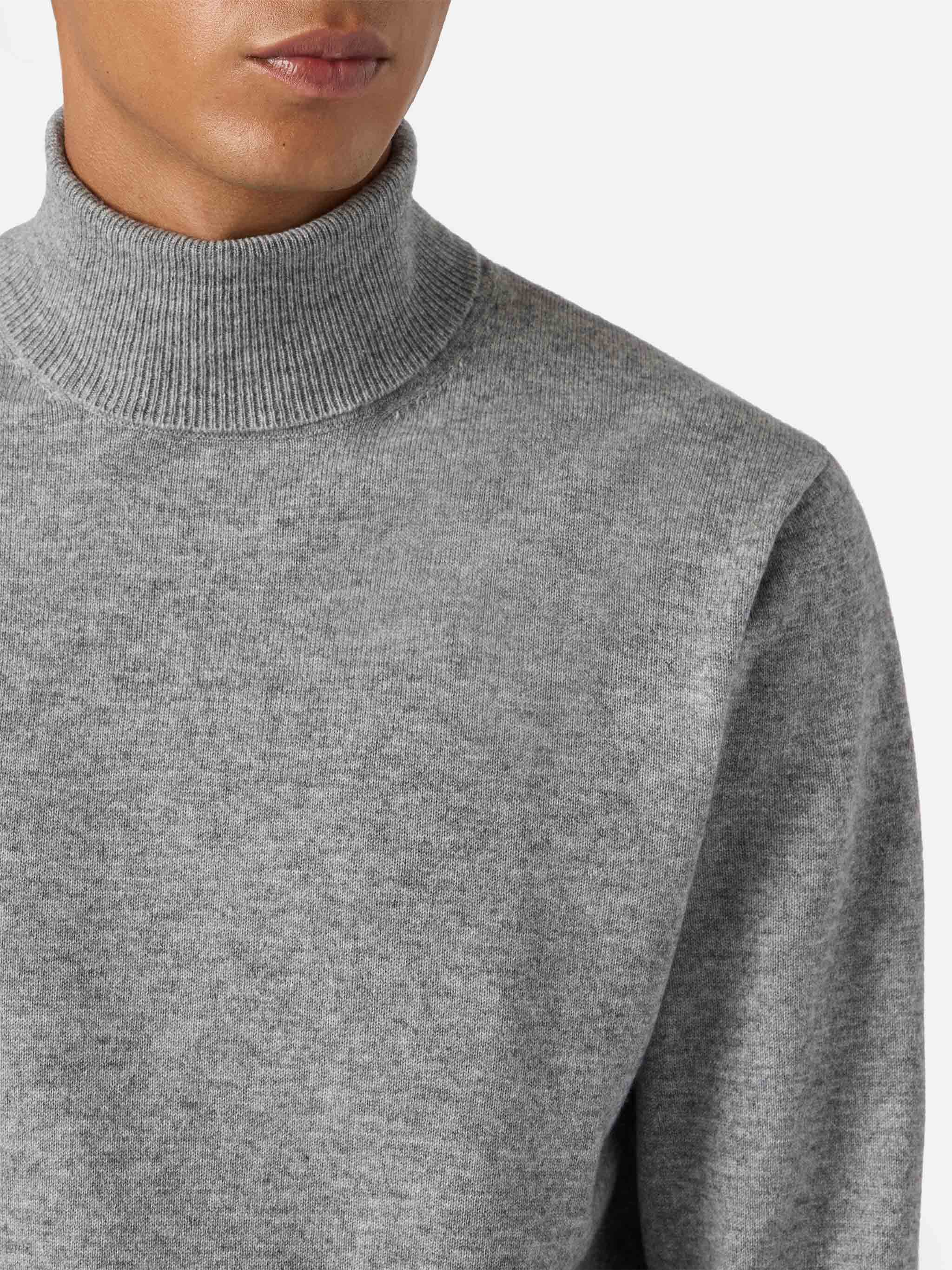 Turtleneck sweater Bond in grey melange merino wool and cashmere - Image 2
