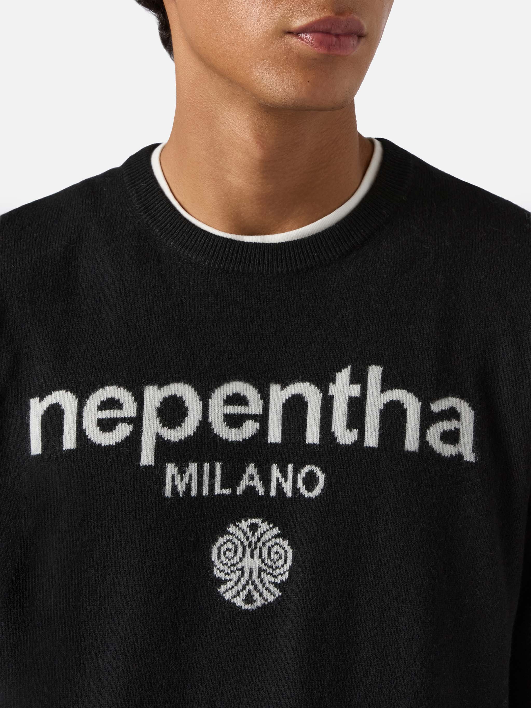 Heron Light crewneck with Nepentha jacquard | NEPENTHA SPECIAL EDITION - Image 2
