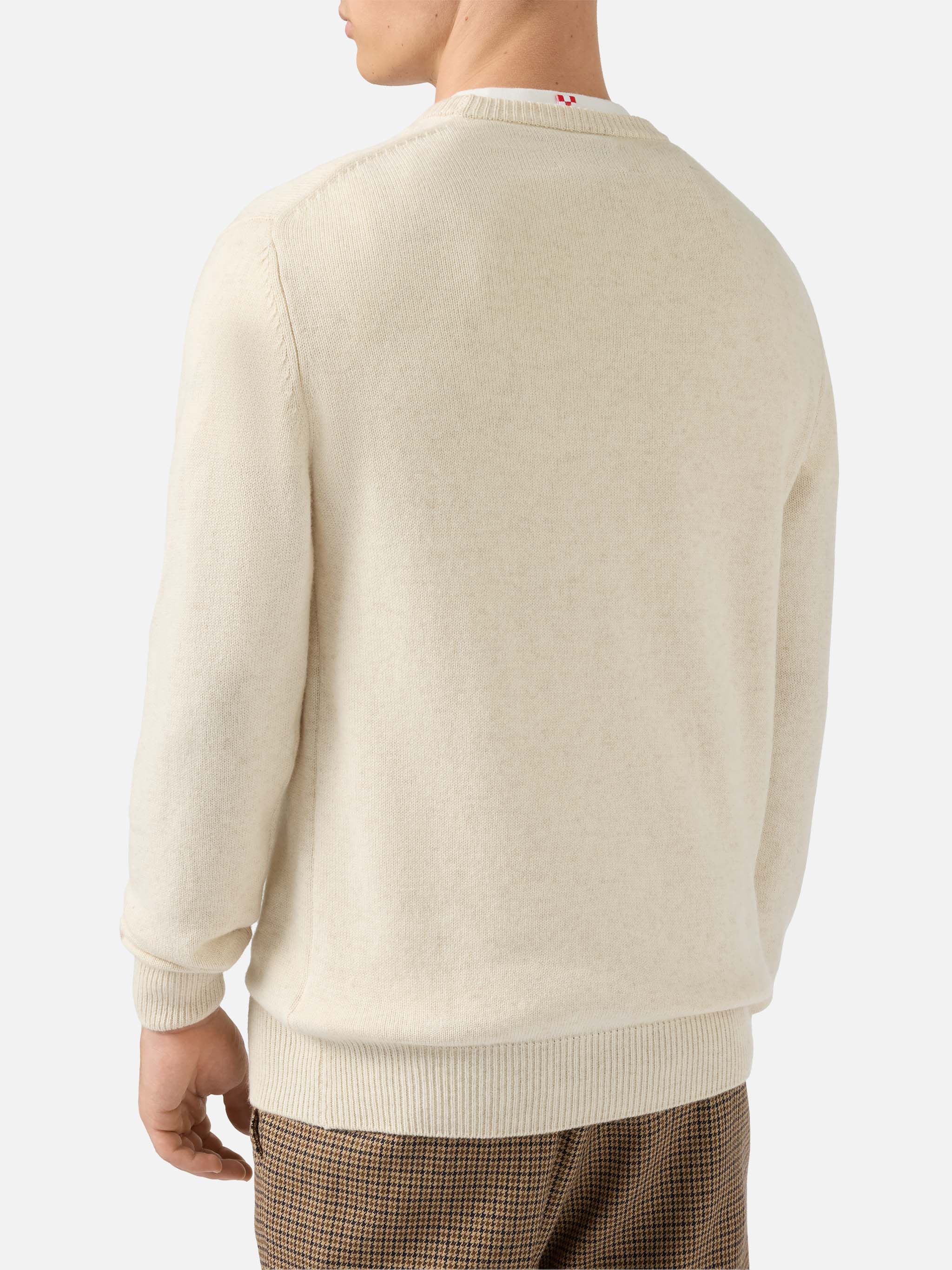 Heron crewneck in beige with Cortina postcard jacquard - Image 3