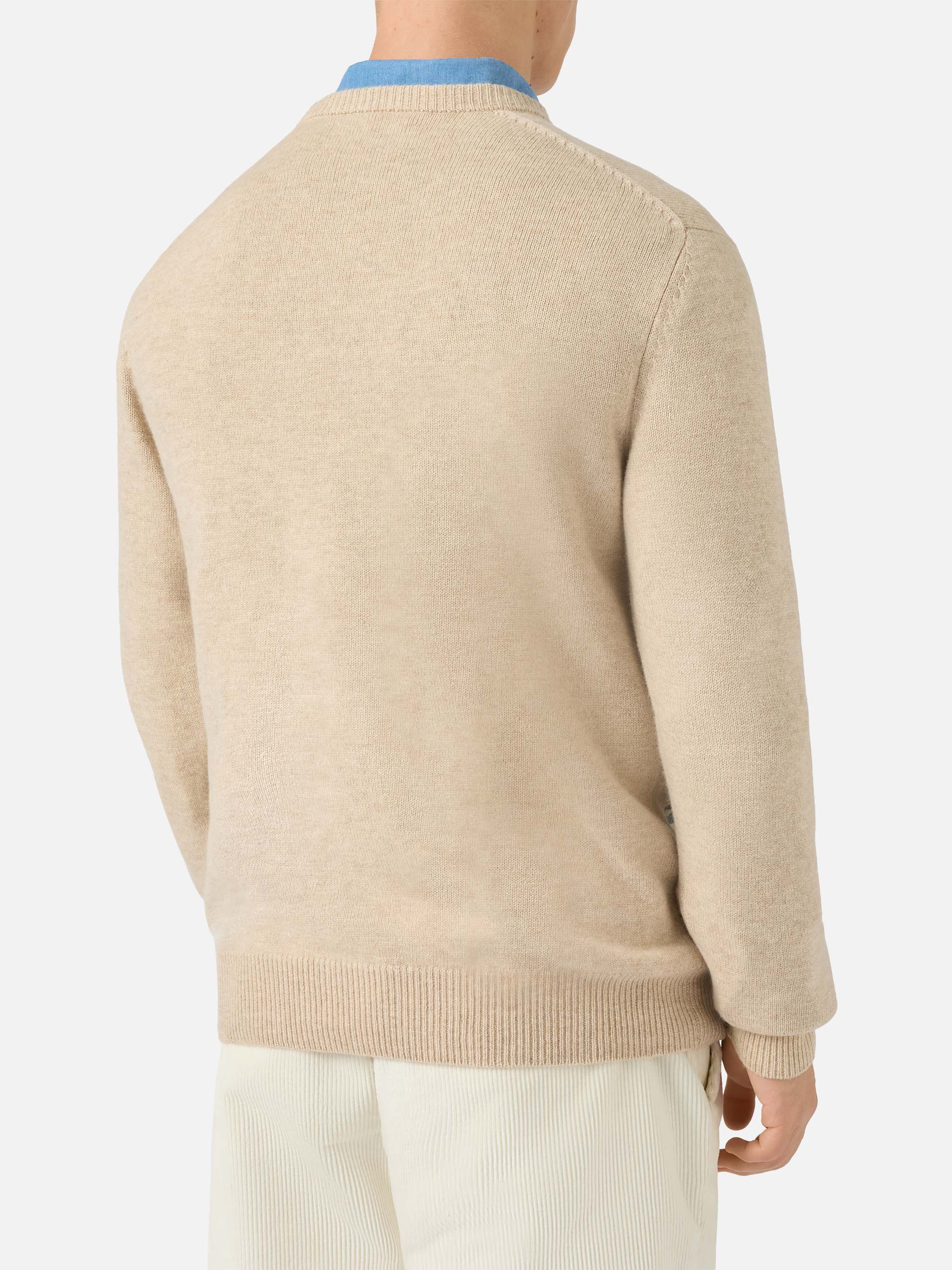 Heron sweater with Courma postcard jacquard - Image 3