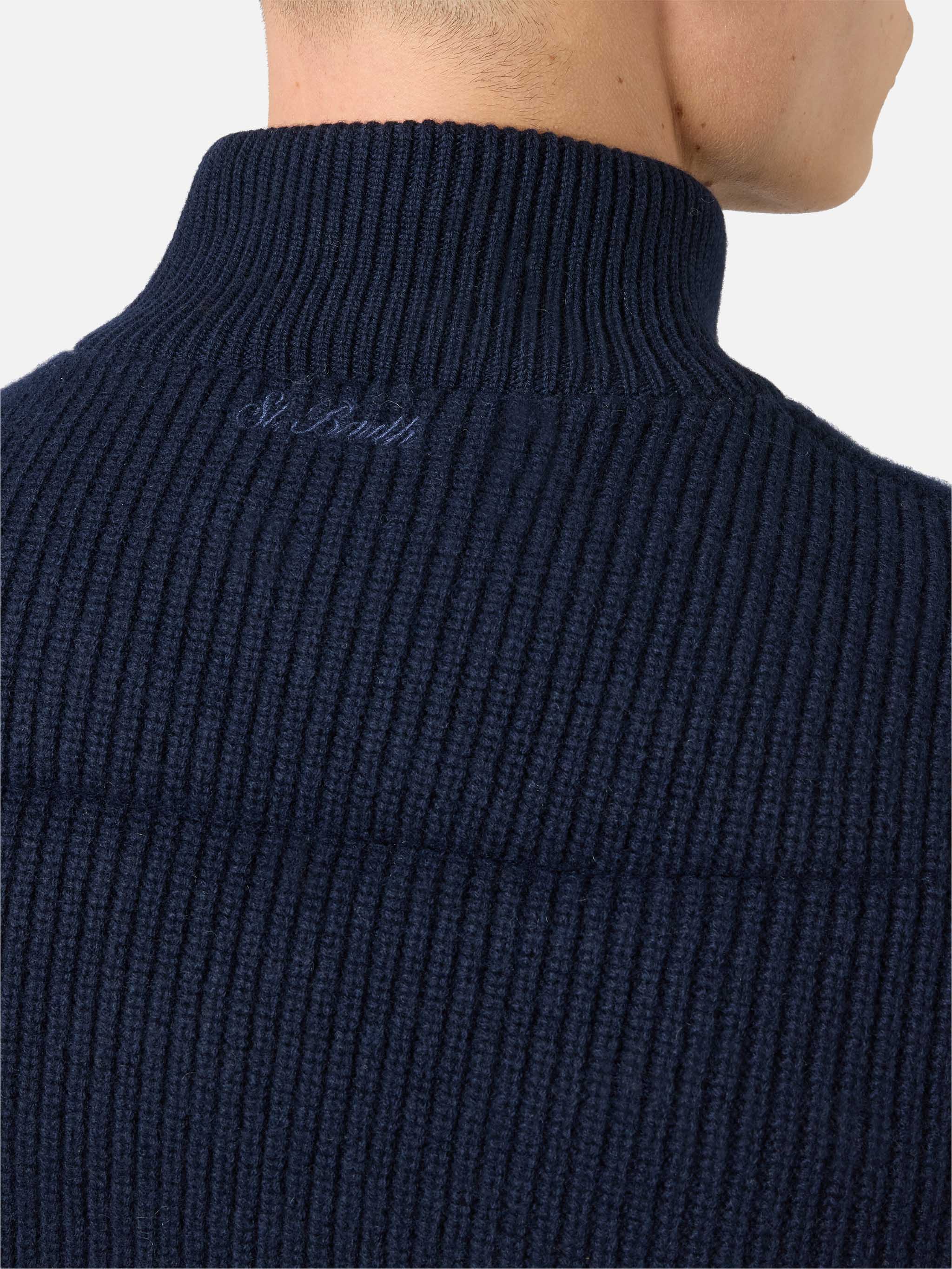 Leeds Knit padded gilet in blue - Image 5