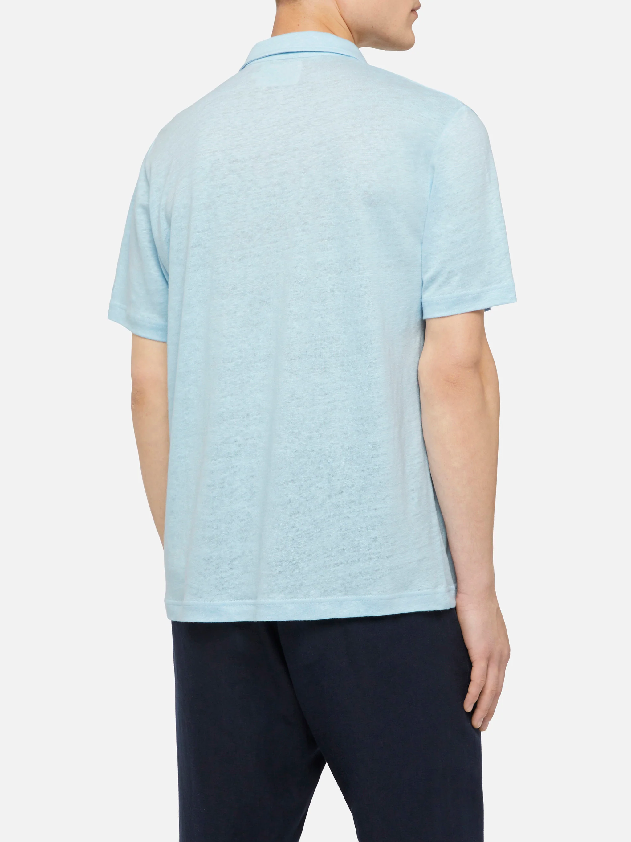 Light blue linen buttonless polo shirt Fraser - Image 3