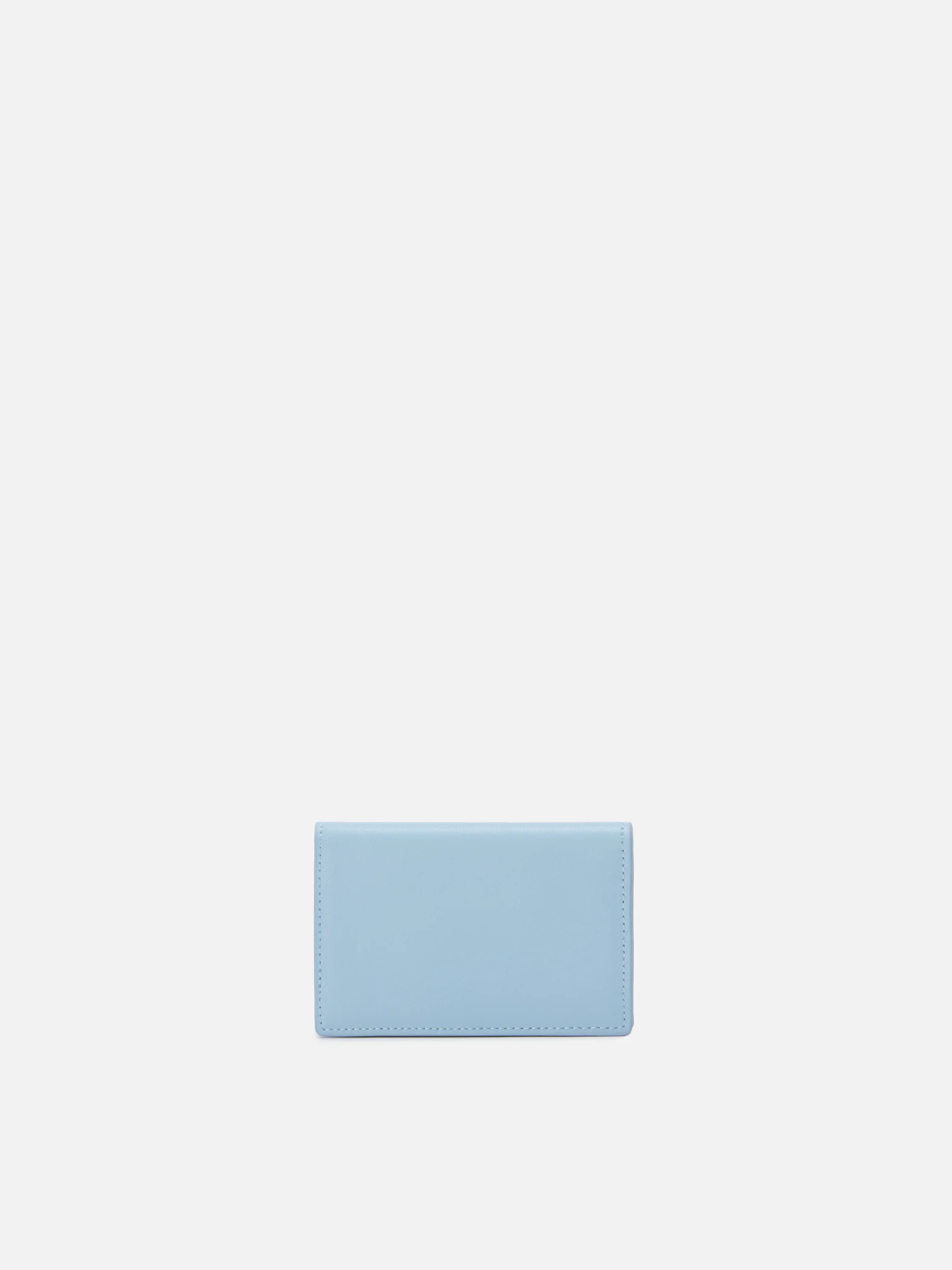 Light blue smooth leather card holder with metal logo - Image 3