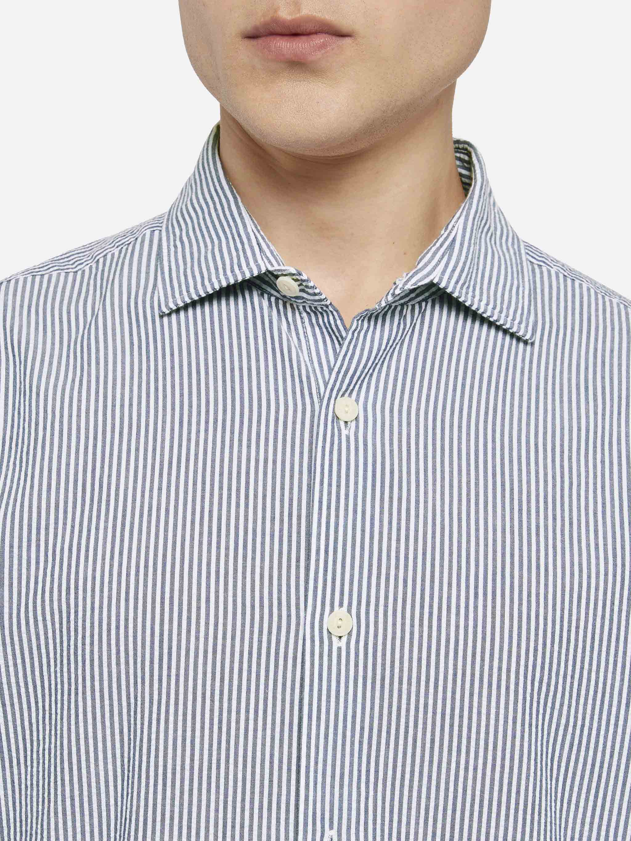 Light blue striped seersucker shirt Pamplona - Image 2