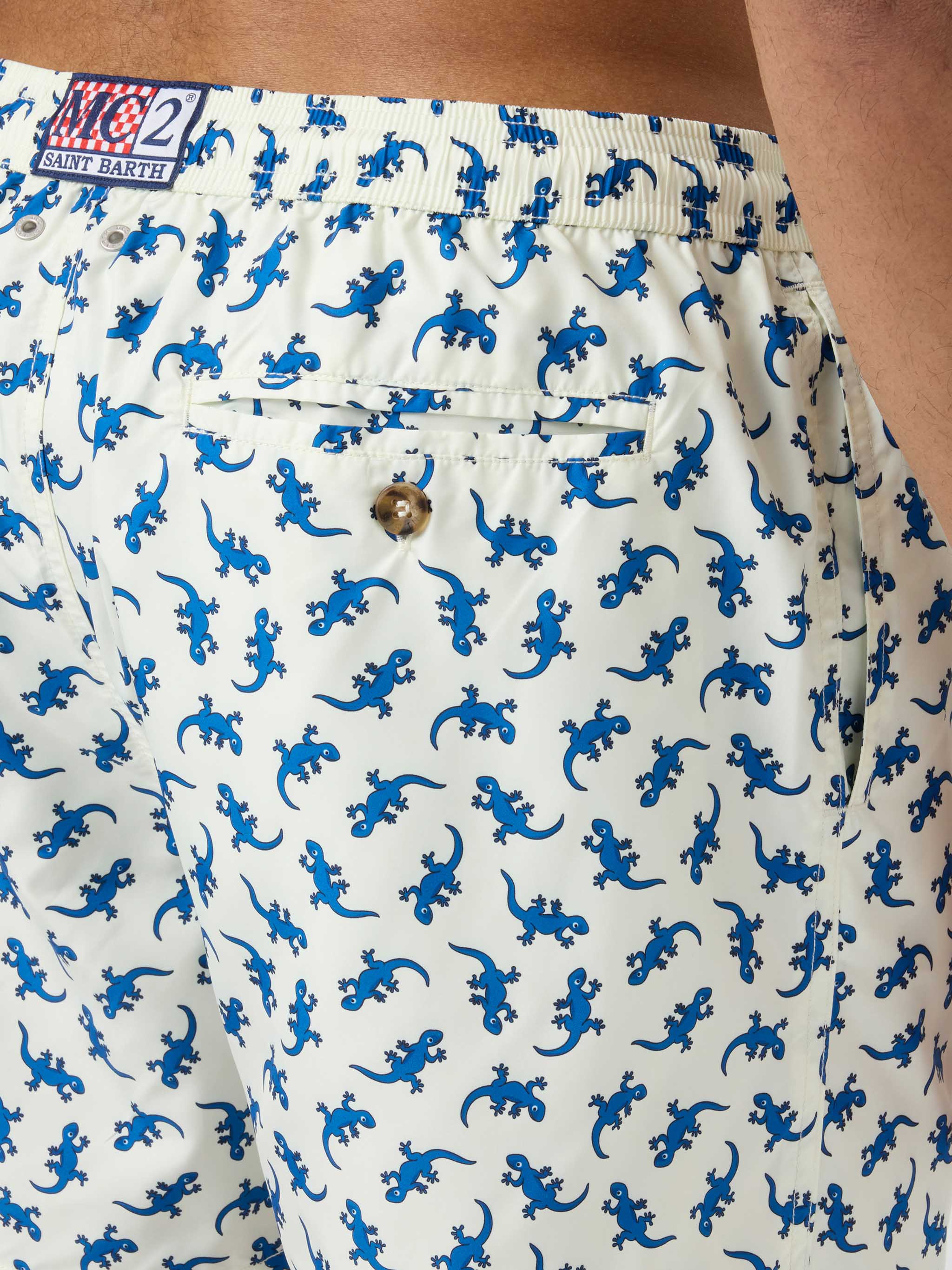 Lighting 70 white swim shorts with all-over gecko print - Image 5