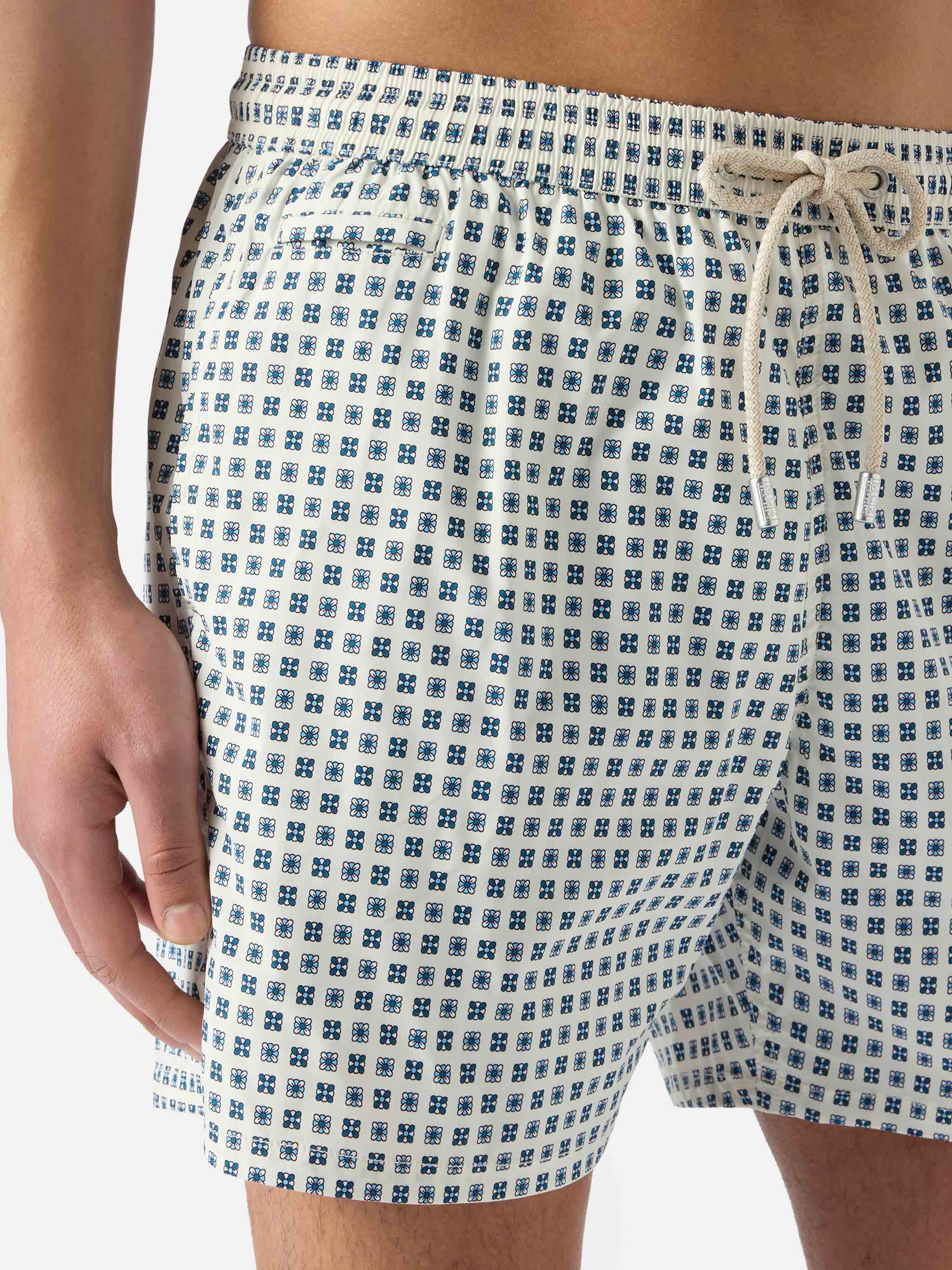 Lighting Micro white swim shorts with all-over geometric print - Image 4