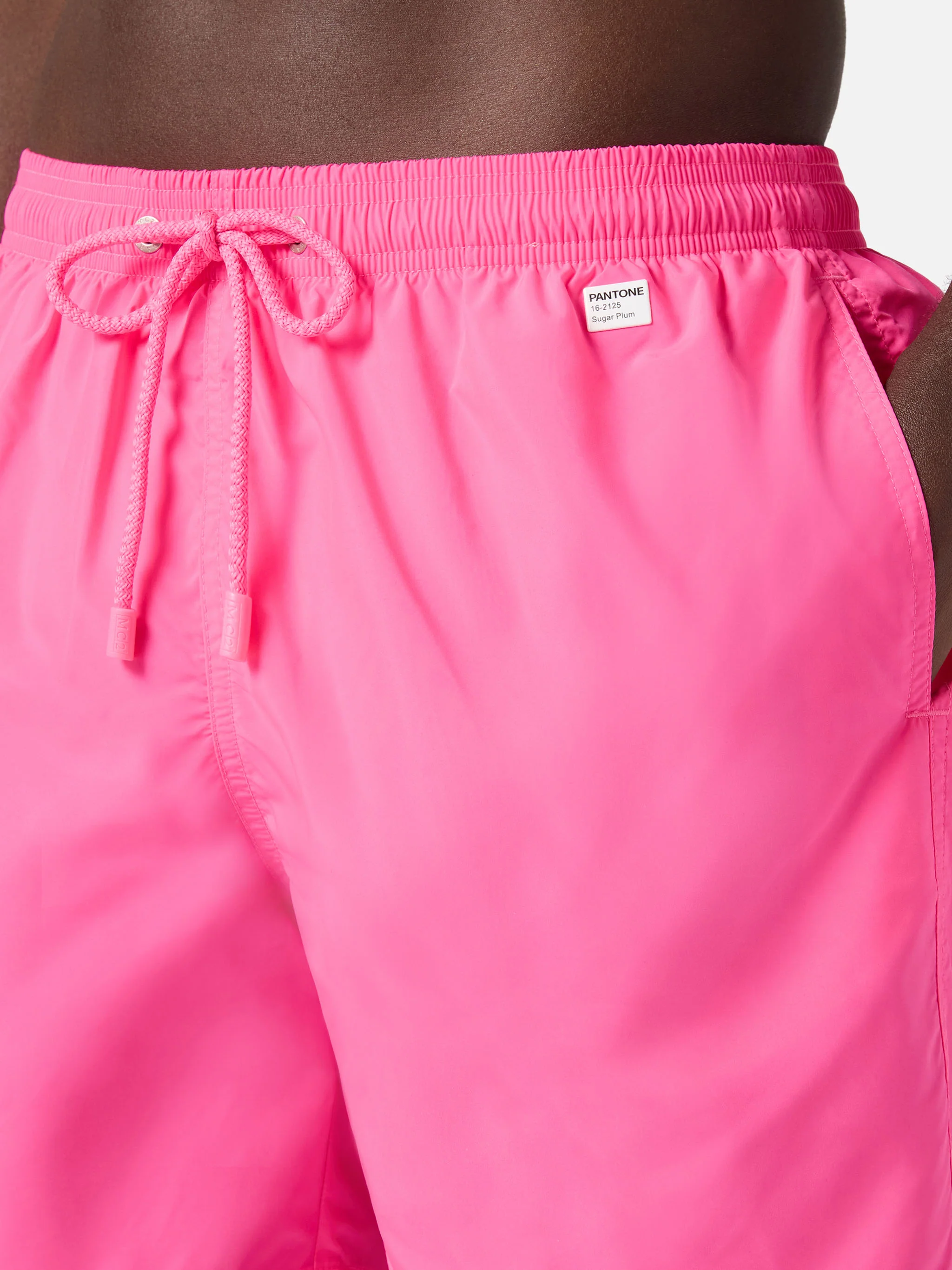 Lighting Pantone swim shorts in solid fluo pink | Special Edition - Image 4