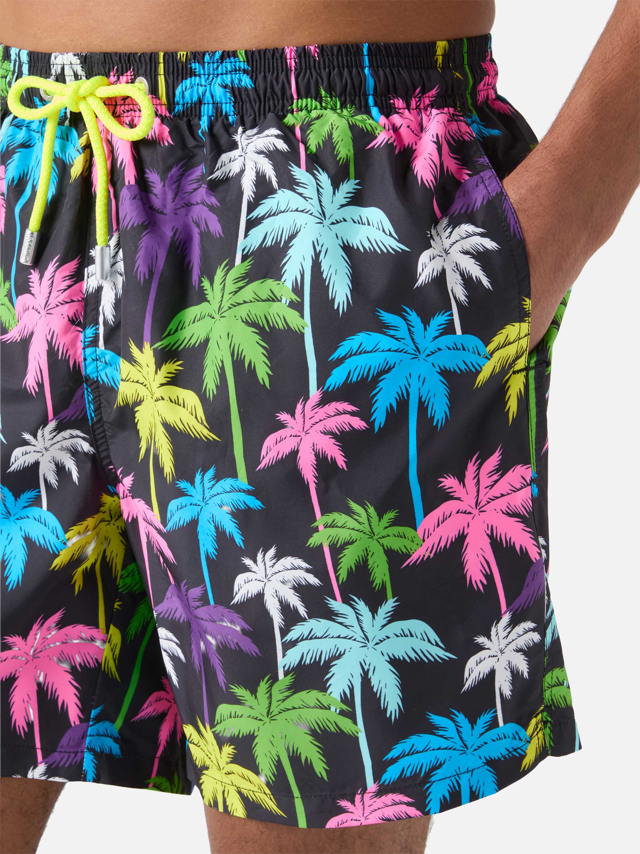 Lightweight fabric swim shorts Lighting with palm print - Image 4
