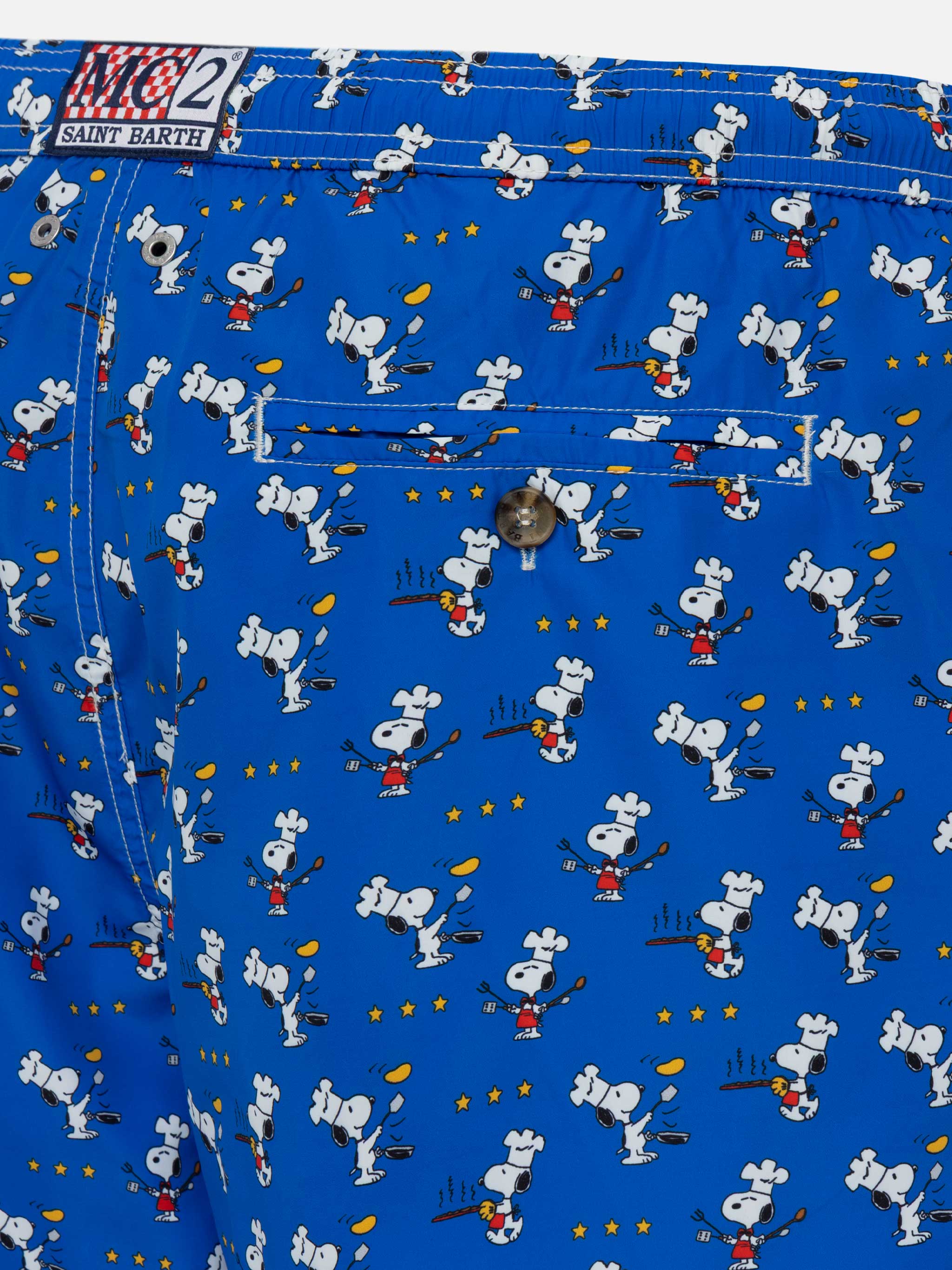 Lightweight fabric swim shorts Lighting with Snoopy chef print | SNOOPY PEANUTS® SPECIAL EDITION - Image 4
