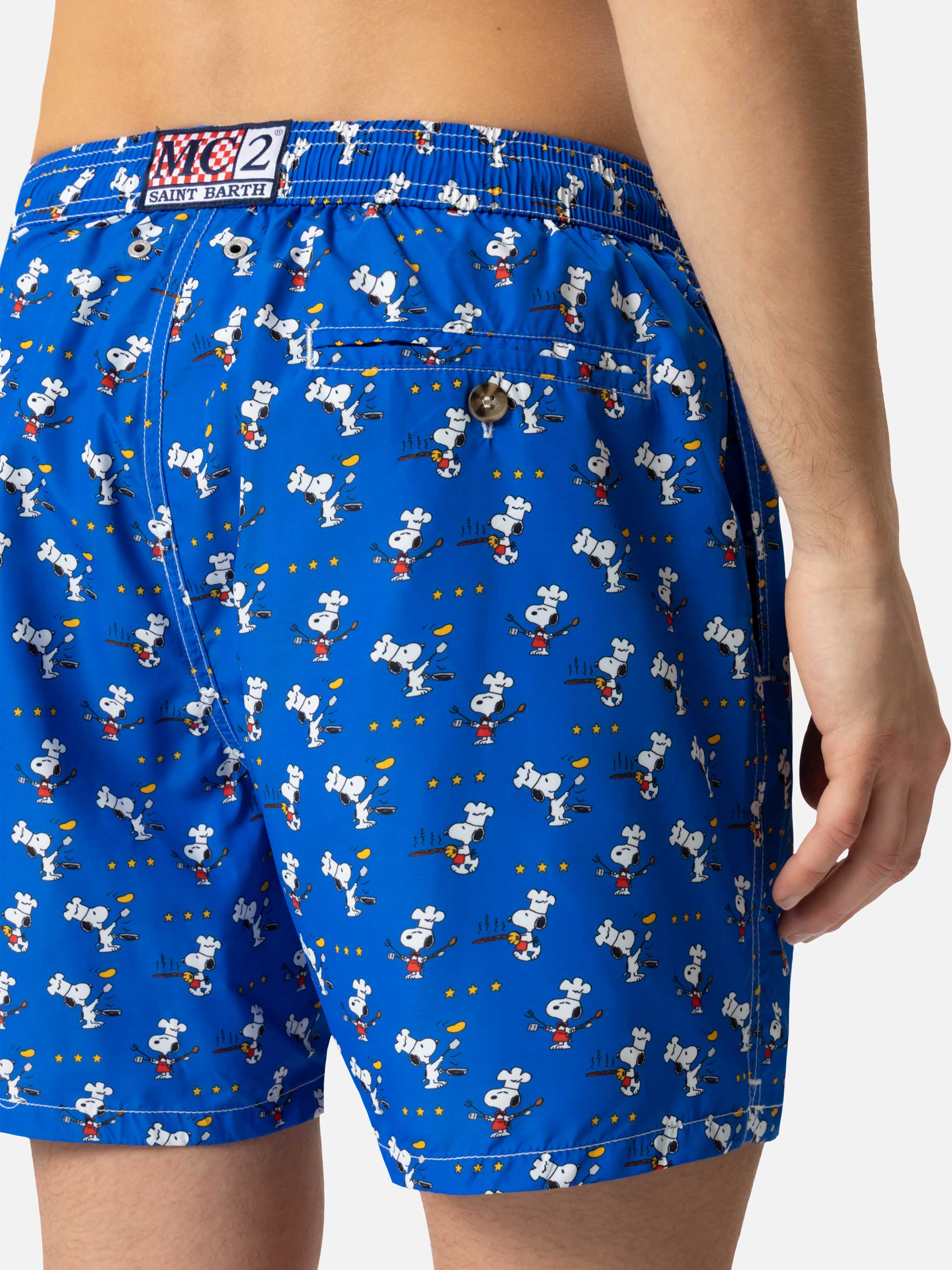 Lightweight fabric swim shorts Lighting with Snoopy chef print | SNOOPY PEANUTS® SPECIAL EDITION - Image 8