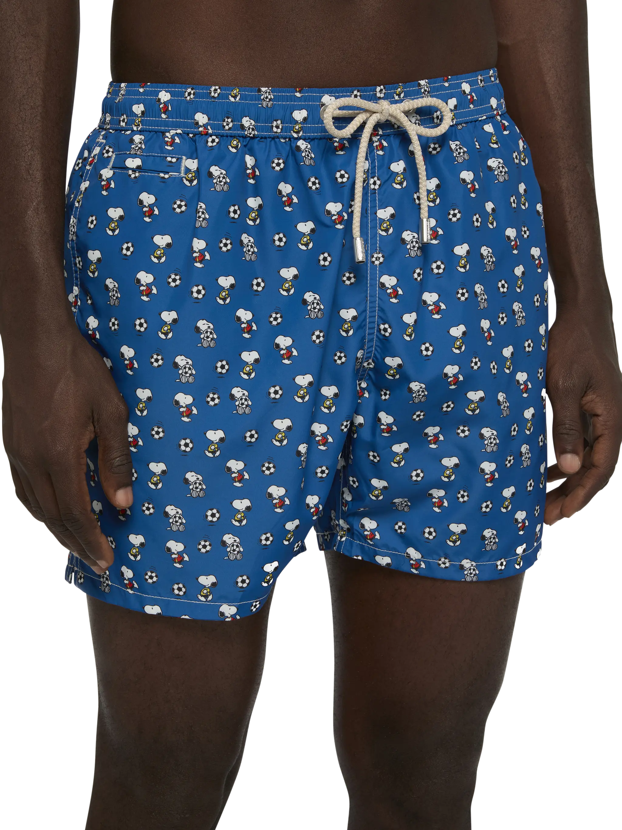 Lightweight fabric swim shorts Lighting with Snoopy print | SNOOPY PEANUTS® SPECIAL EDITION - Image 4
