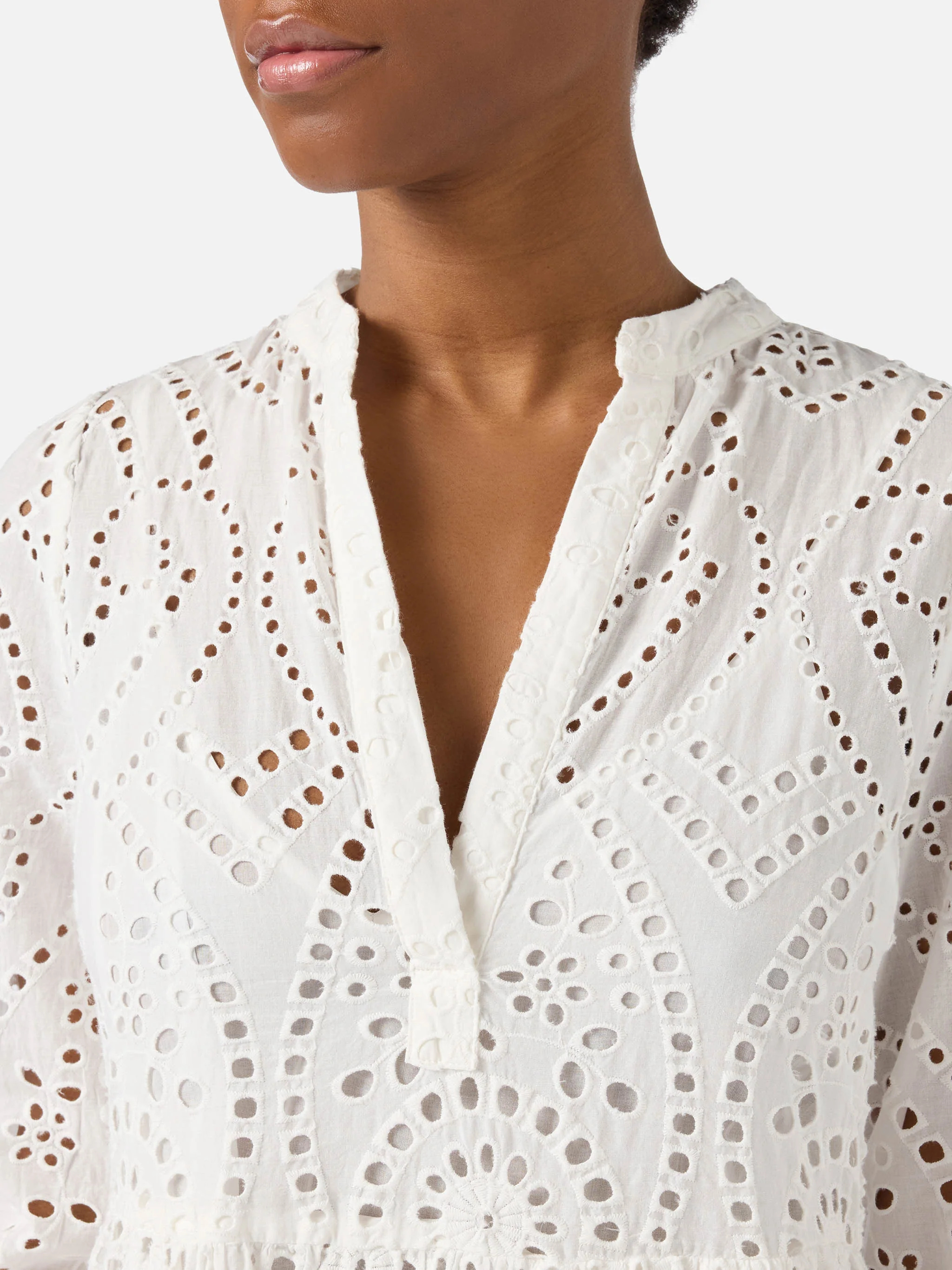 Long Sylvia dress in white sangallo fabric - Image 2