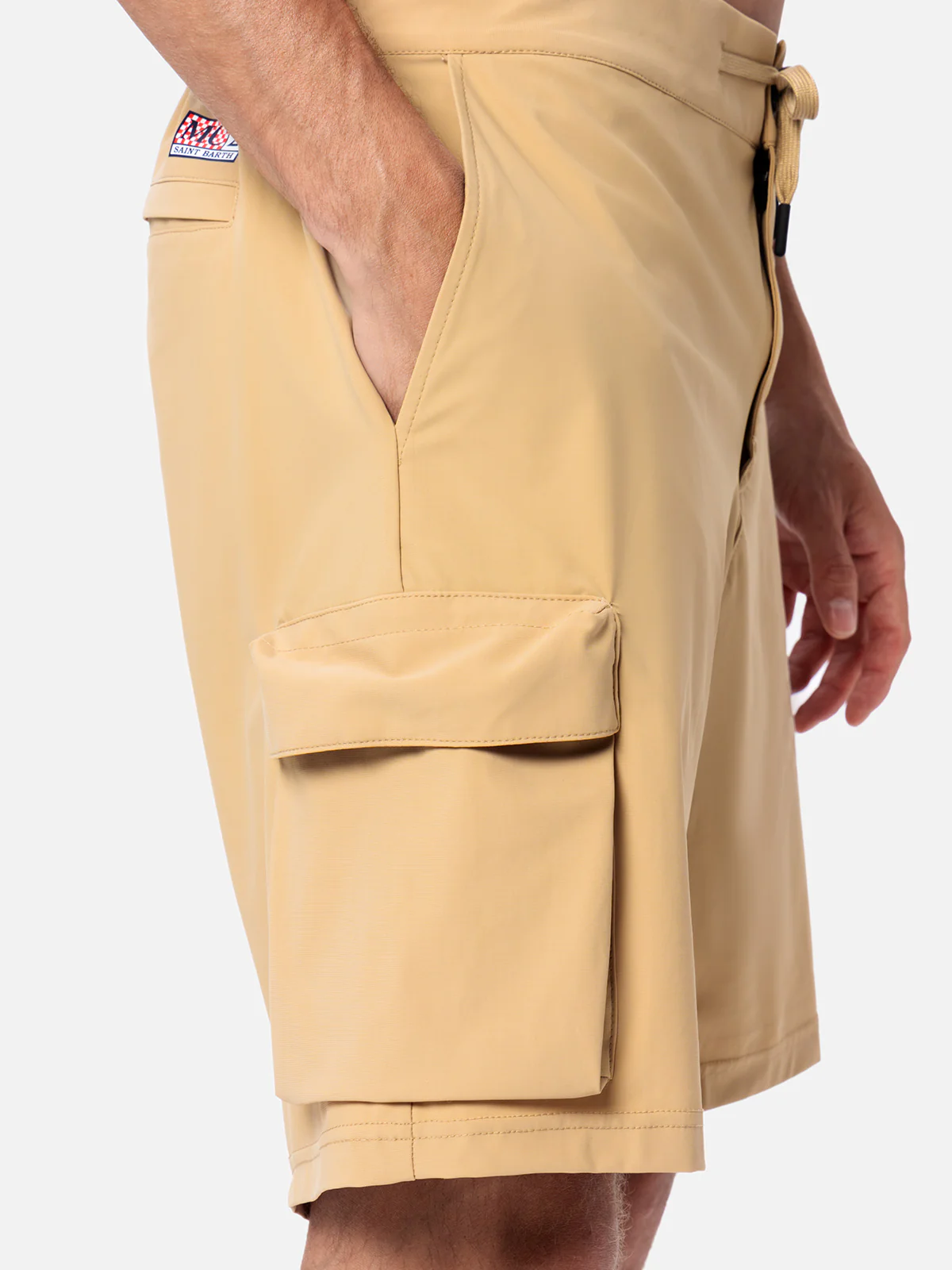 Beige technic fabric bermuda shorts Deck - Image 3