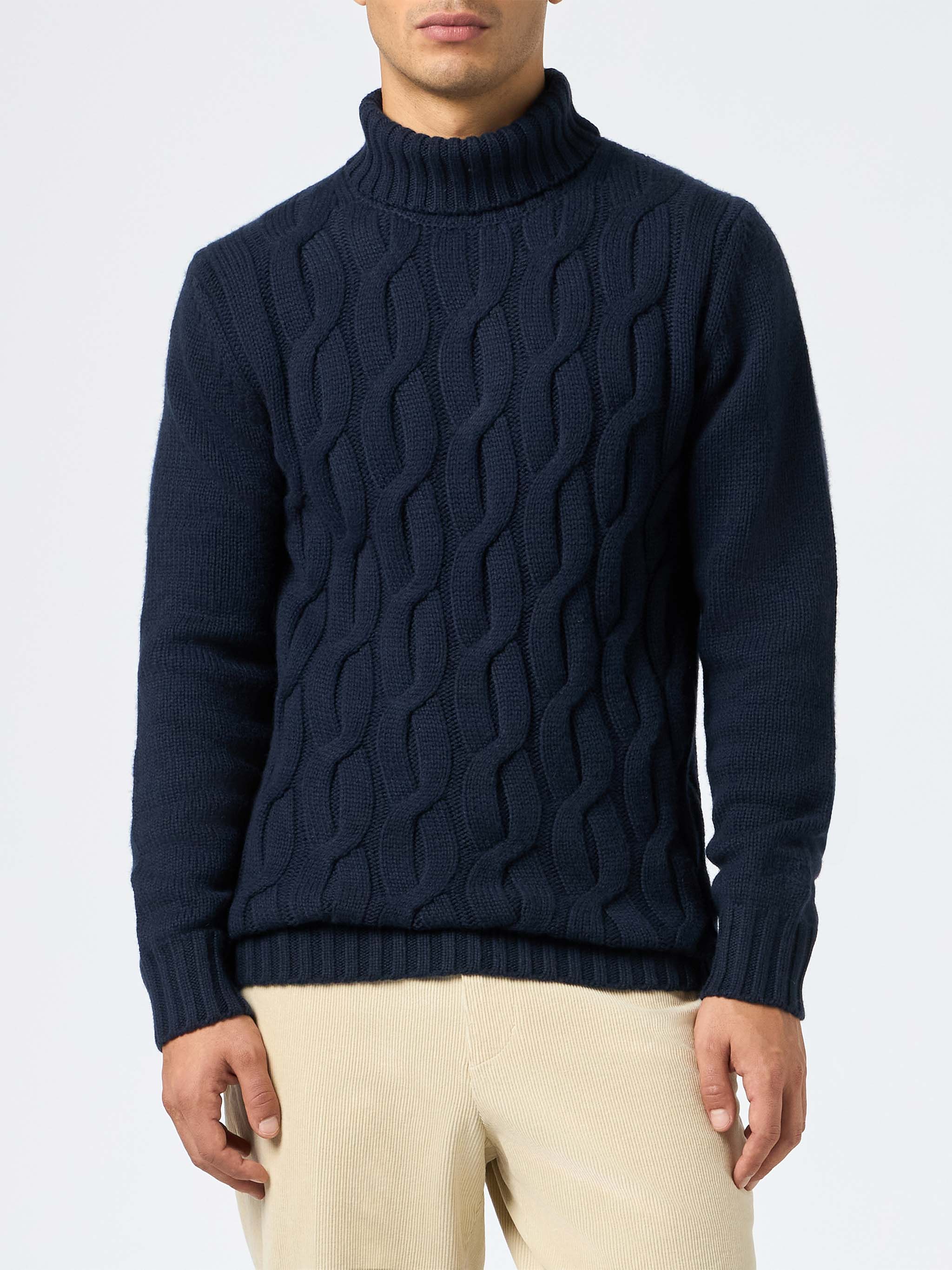 Fisherman cable knit cashmere blend sweater in navy blue