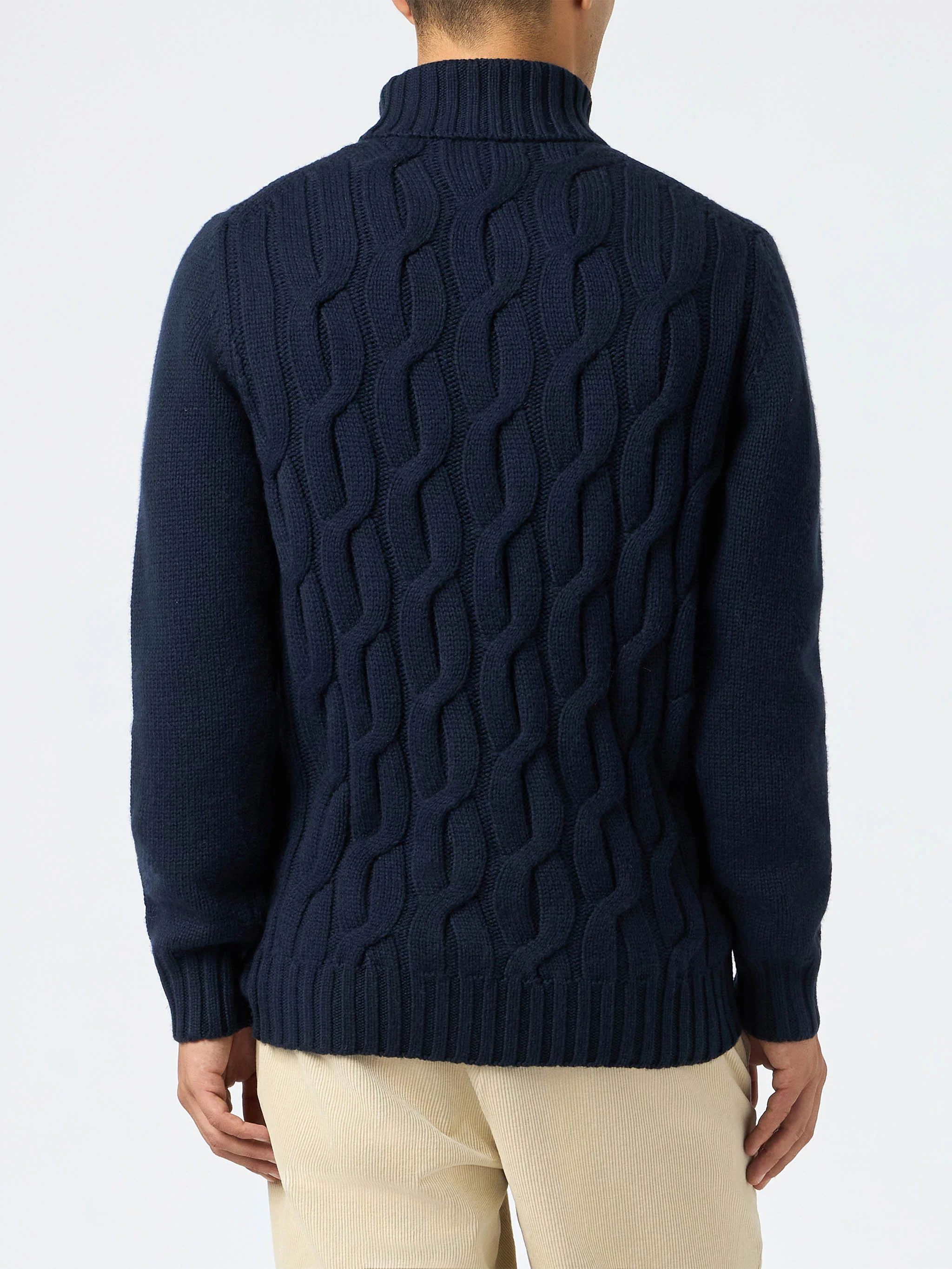 Fisherman cable knit cashmere blend sweater in navy blue - Image 3