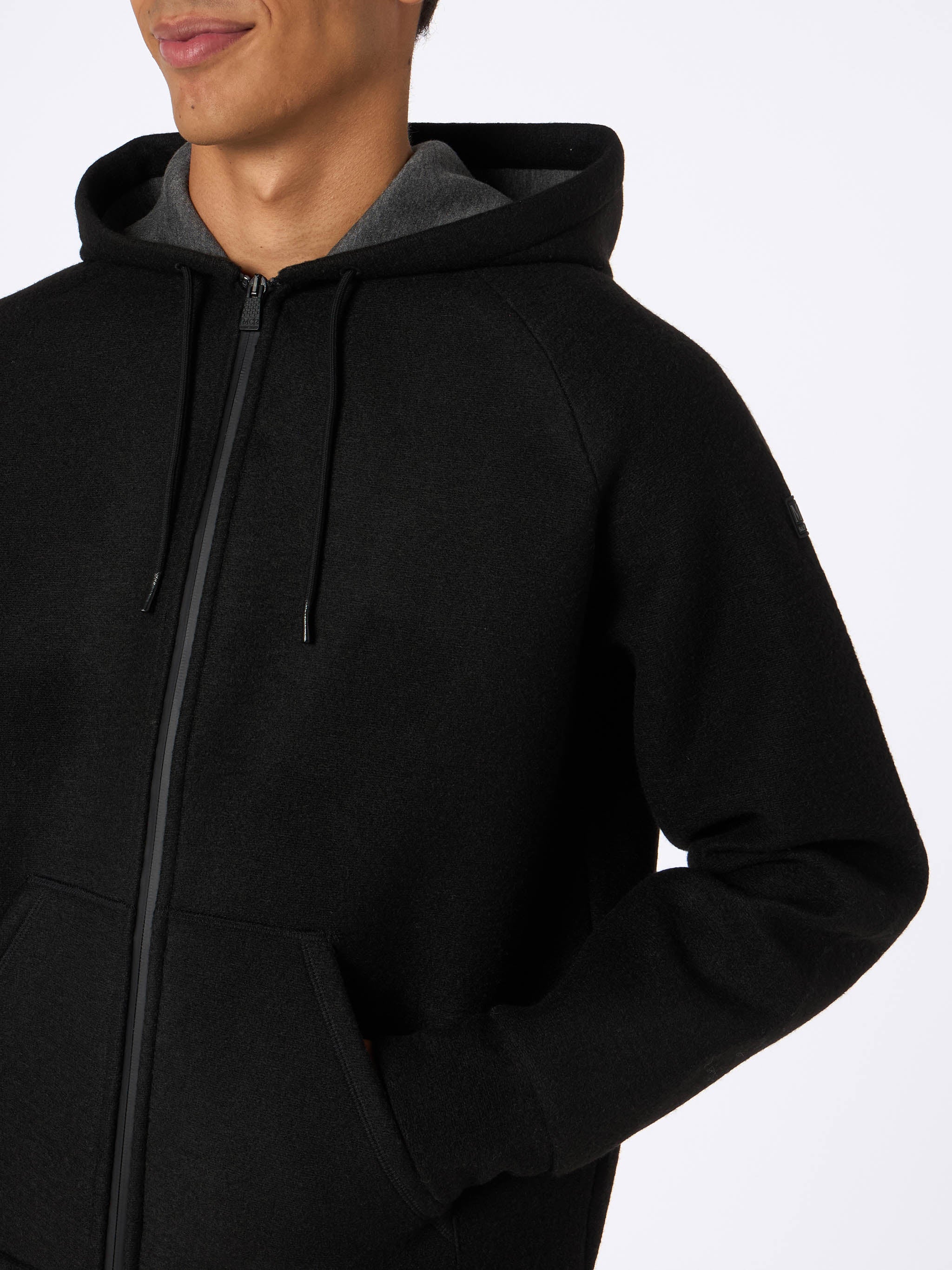 Carrel technical fabric sweatshirt in black solid color - Image 3