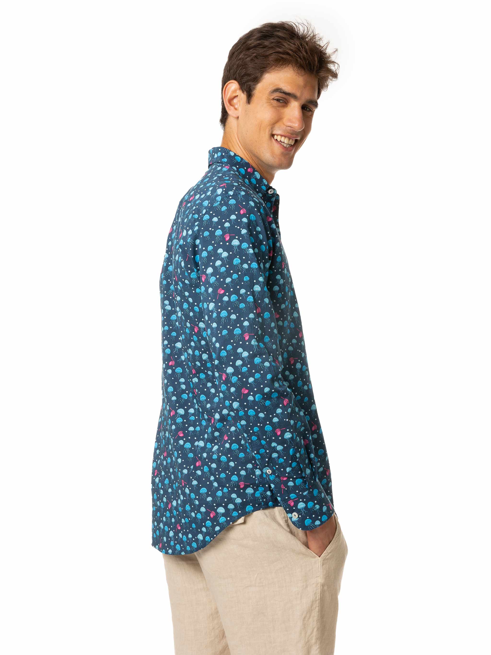 Sikelia jellyfish print shirt - Image 4