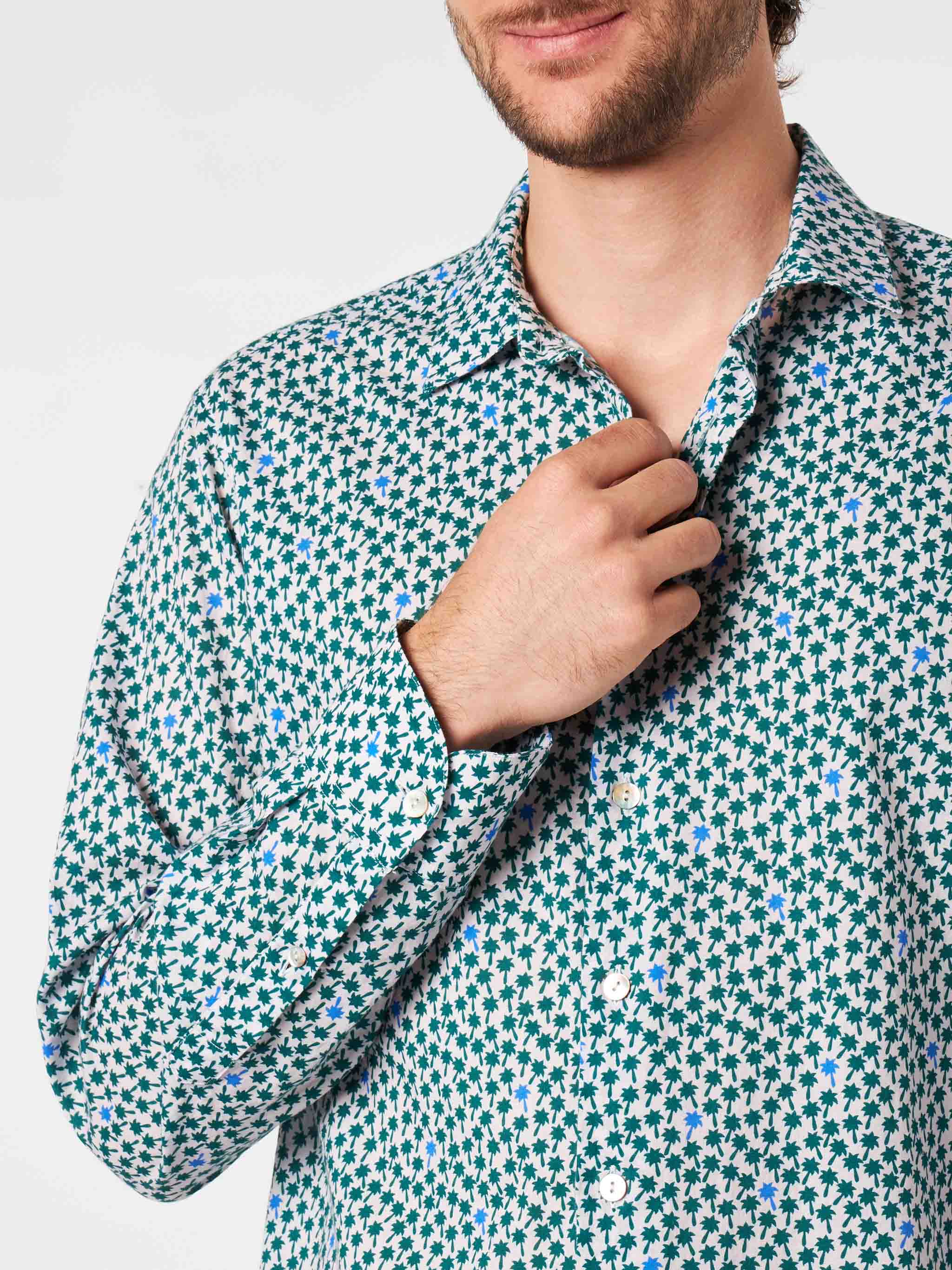Sikelia pink palms muslin cotton shirt - Image 3