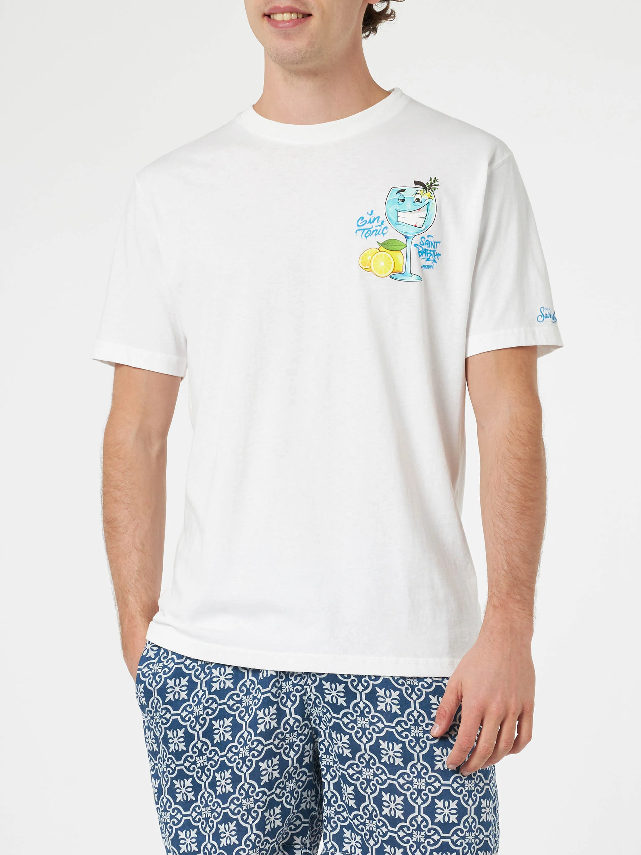 Cotton t-shirt with Cryptopuppets cocktail Gin Tonic front and back placed print | CRYPTOPUPPETS SPECIAL EDITION - Image 4